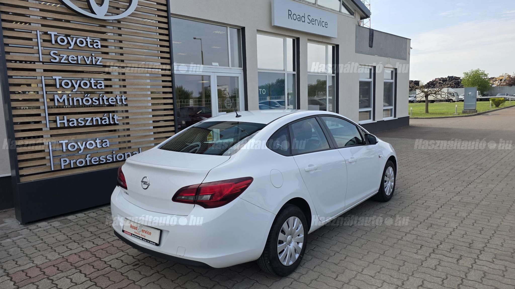 OPEL ASTRA J Sedan 1.6 Enjoy EURO6