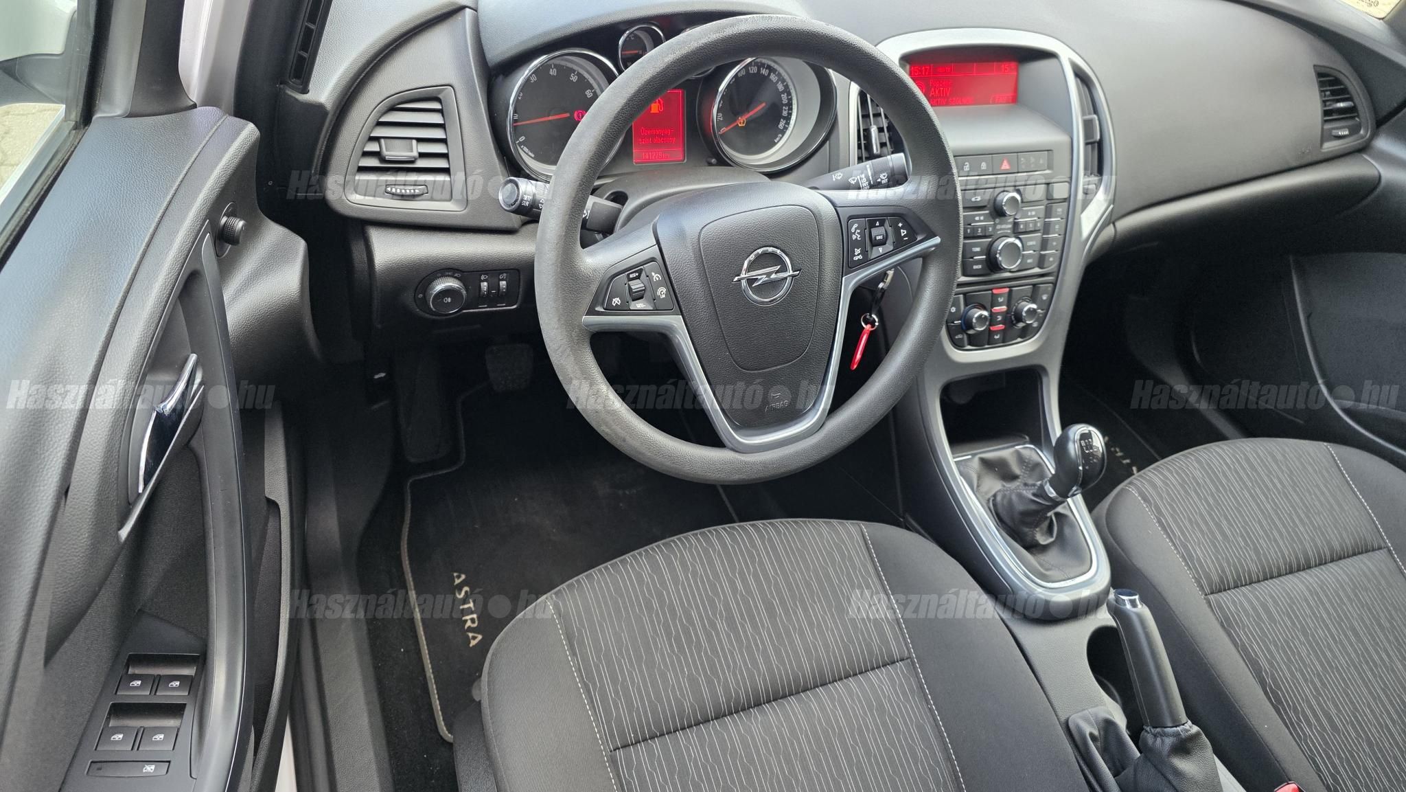 OPEL ASTRA J Sedan 1.6 Enjoy EURO6
