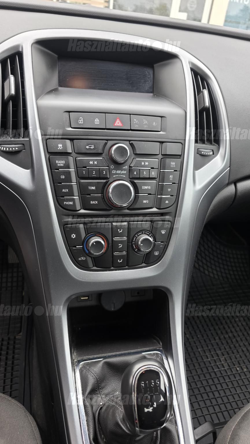 OPEL ASTRA J Sedan 1.6 Enjoy EURO6
