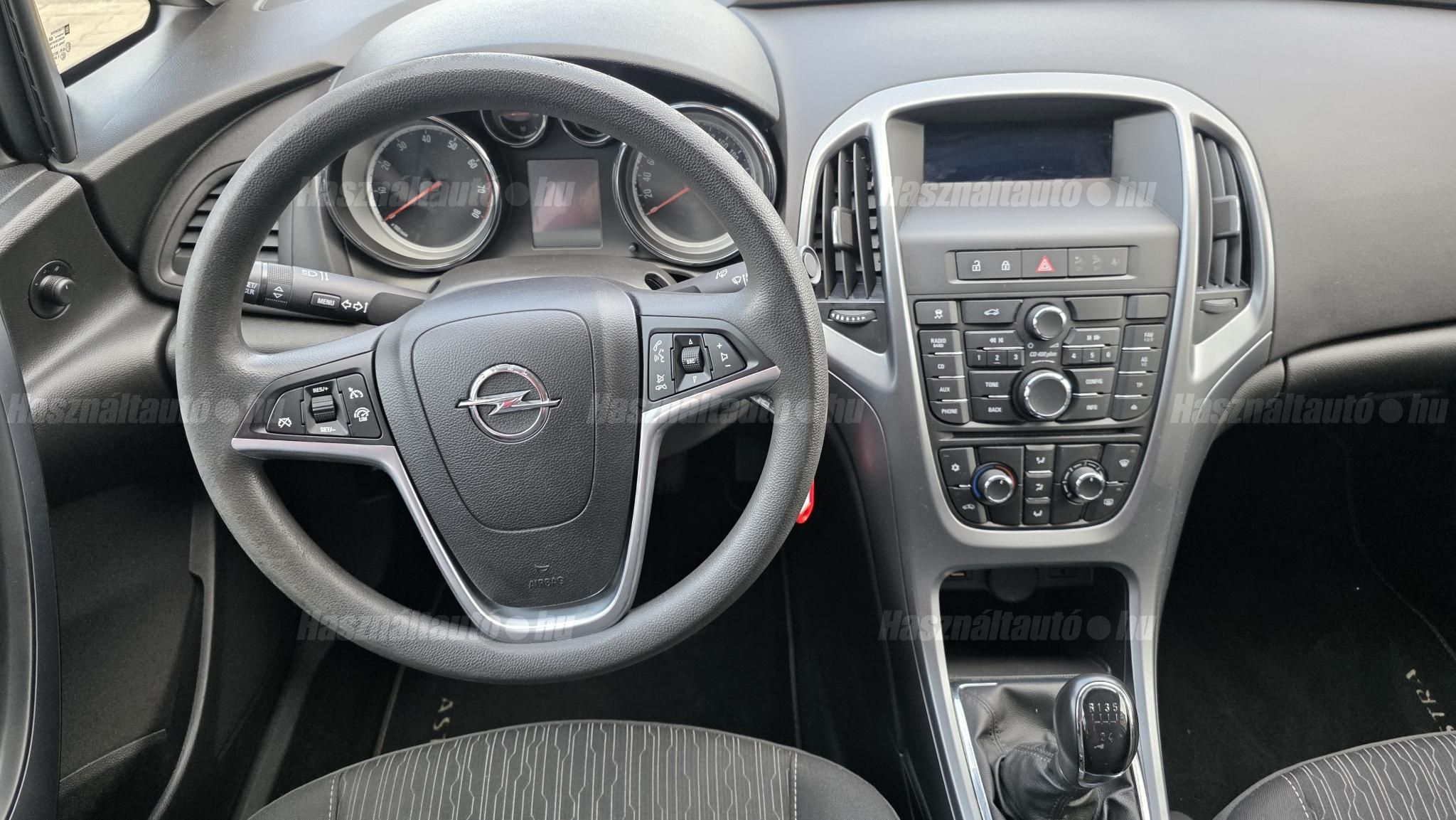OPEL ASTRA J Sedan 1.6 Enjoy EURO6