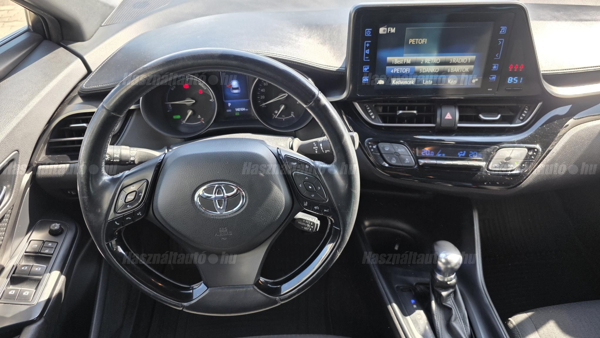 TOYOTA C-HR 1.8 Hybrid Active (ülésfűtéssel) e-CVT