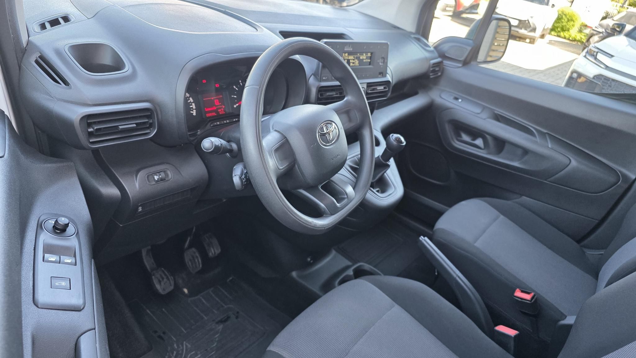 TOYOTA PROACE City 1.5 D Active L1H1