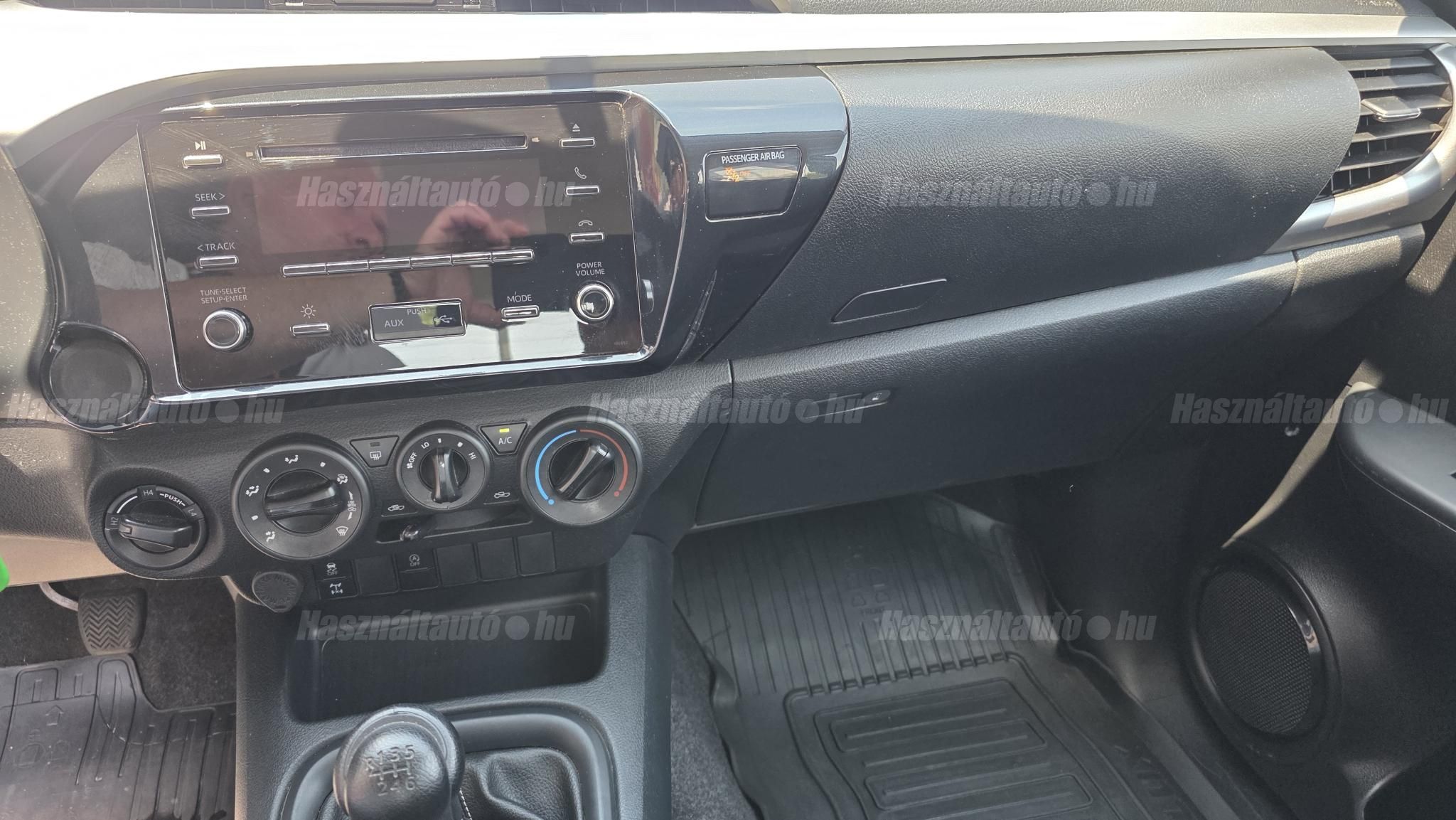 TOYOTA HILUX 2.4 D-4D 4x4 Double Live