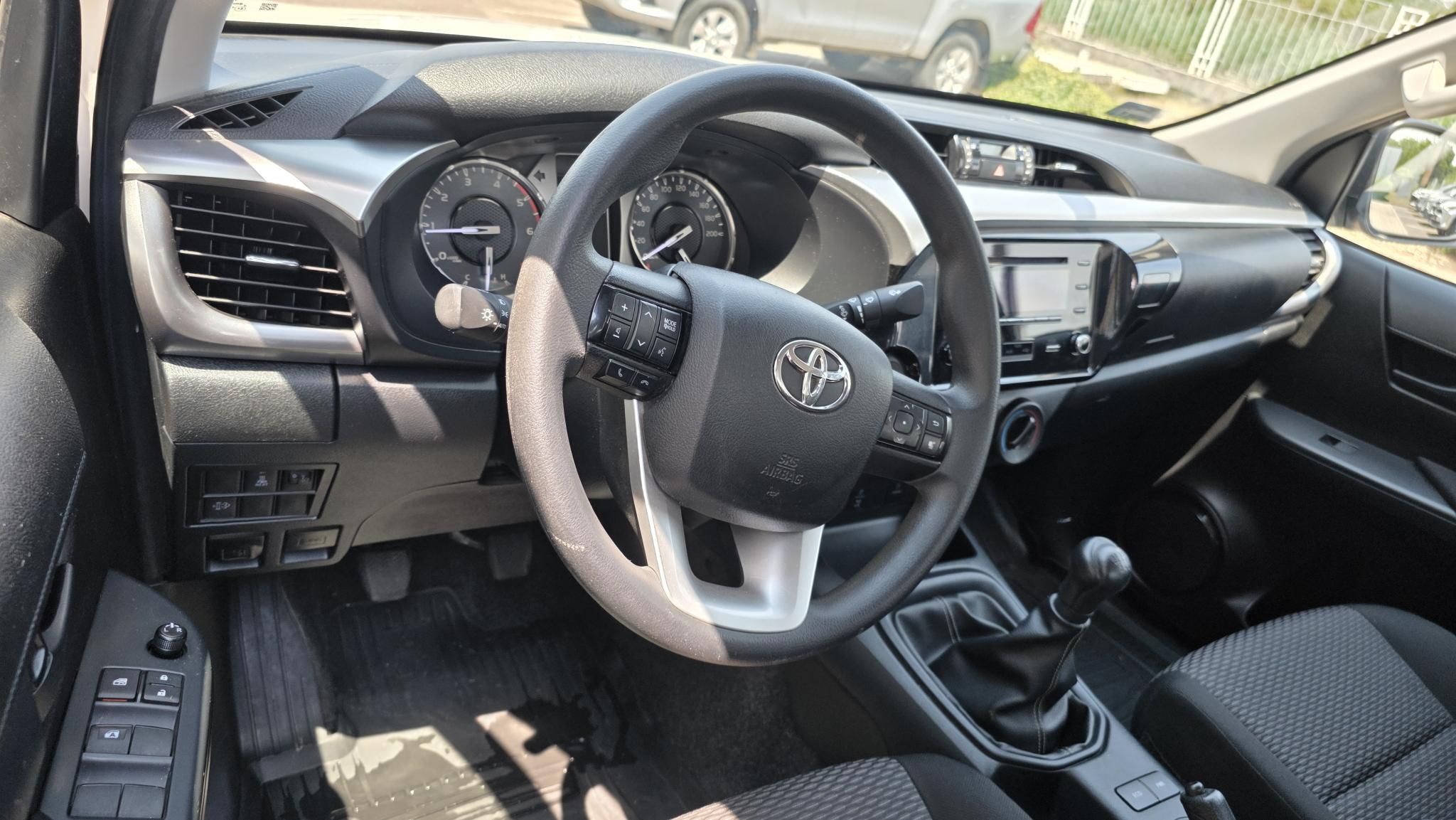 TOYOTA HILUX 2.4 D-4D 4x4 Double Live