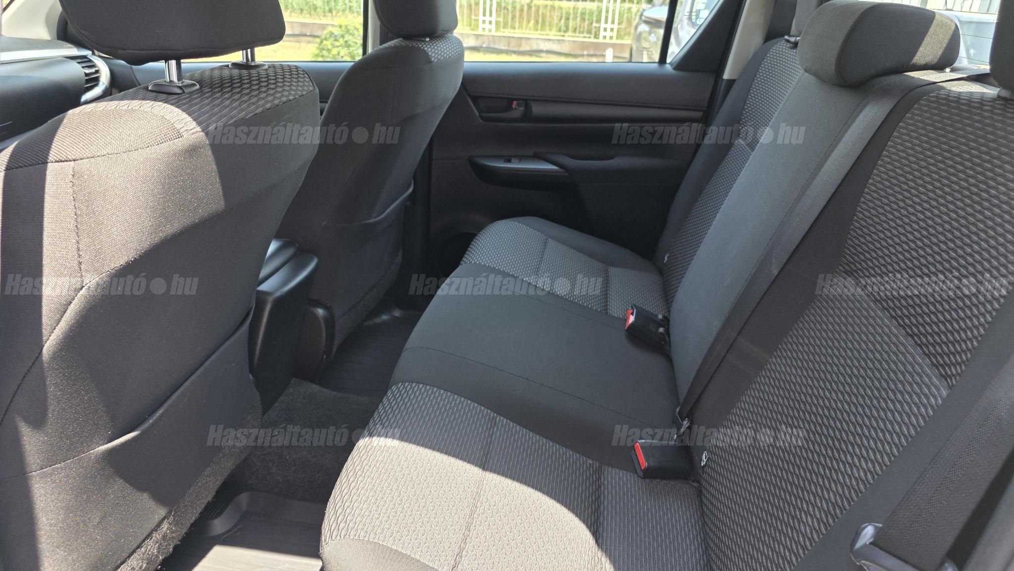 TOYOTA HILUX 2.4 D-4D 4x4 Double Live
