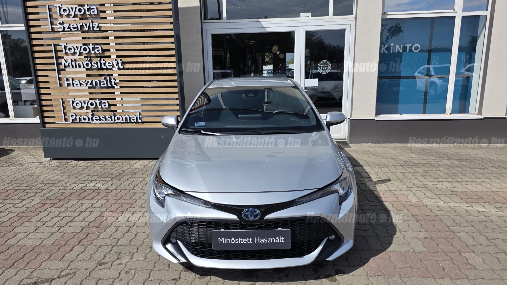 TOYOTA COROLLA Touring Sports 1.8 Hybrid Active Business e-CVT