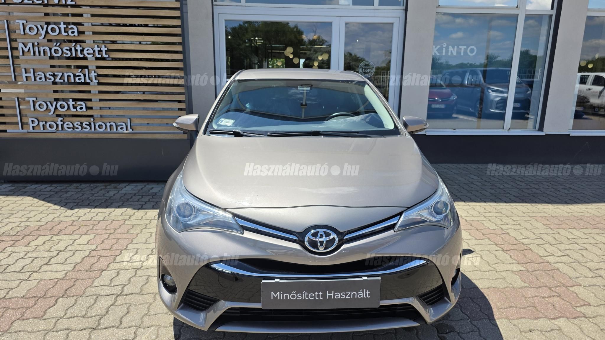 TOYOTA AVENSIS 2.0 D-4D Active Trend