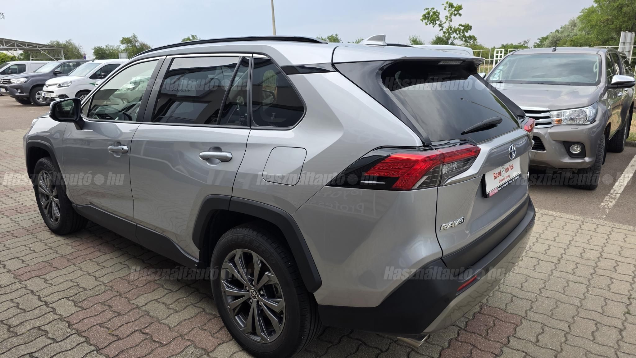 TOYOTA RAV 4 Rav4 2.5 Hybrid Comfort Style e-CVT