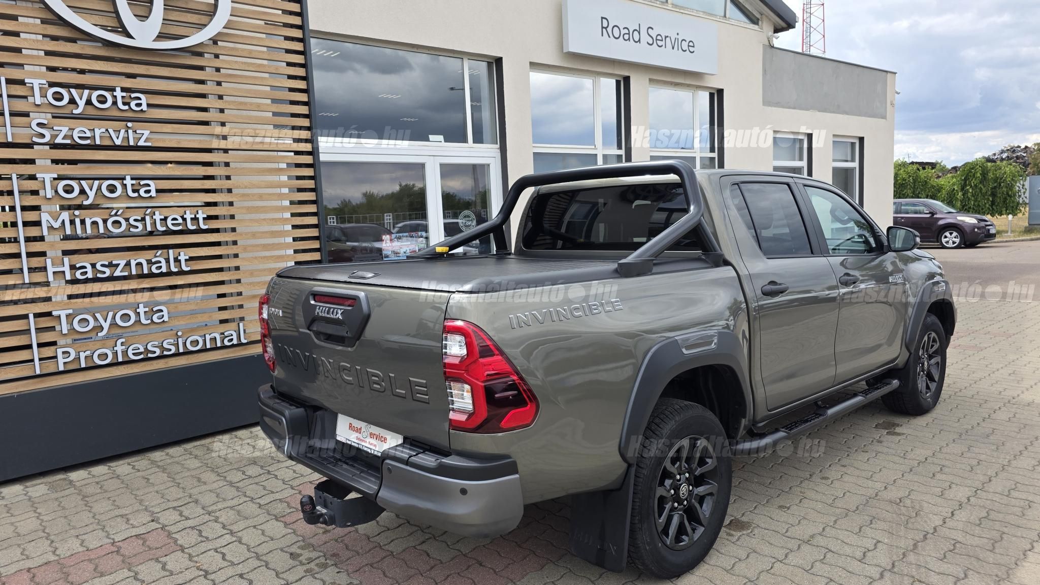 TOYOTA HILUX 2.8 D-4D 4x4 Double Invincible (Automata) Nincs ÁFA!!!