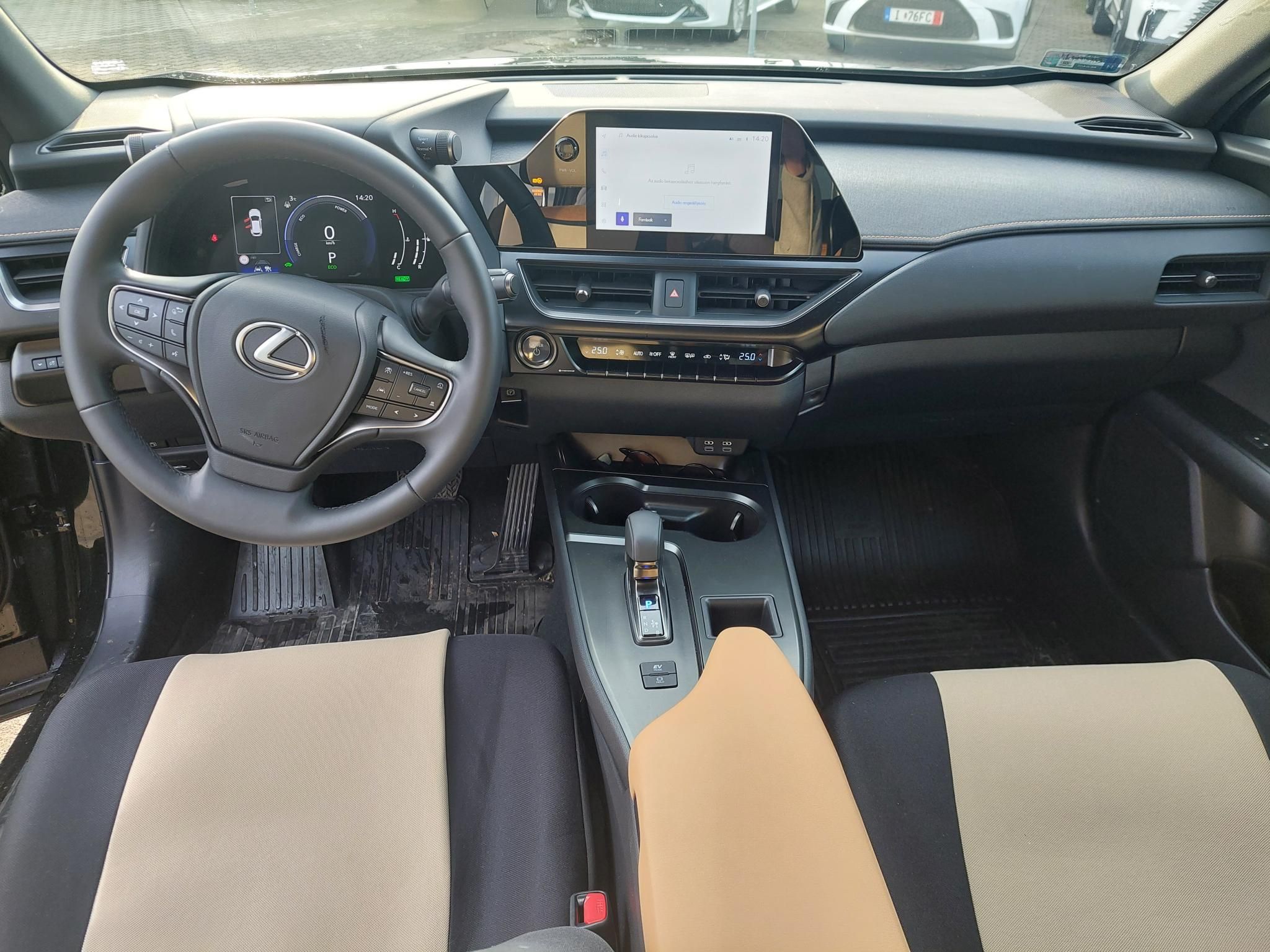 LEXUS UX 300h Elegance e-CVT