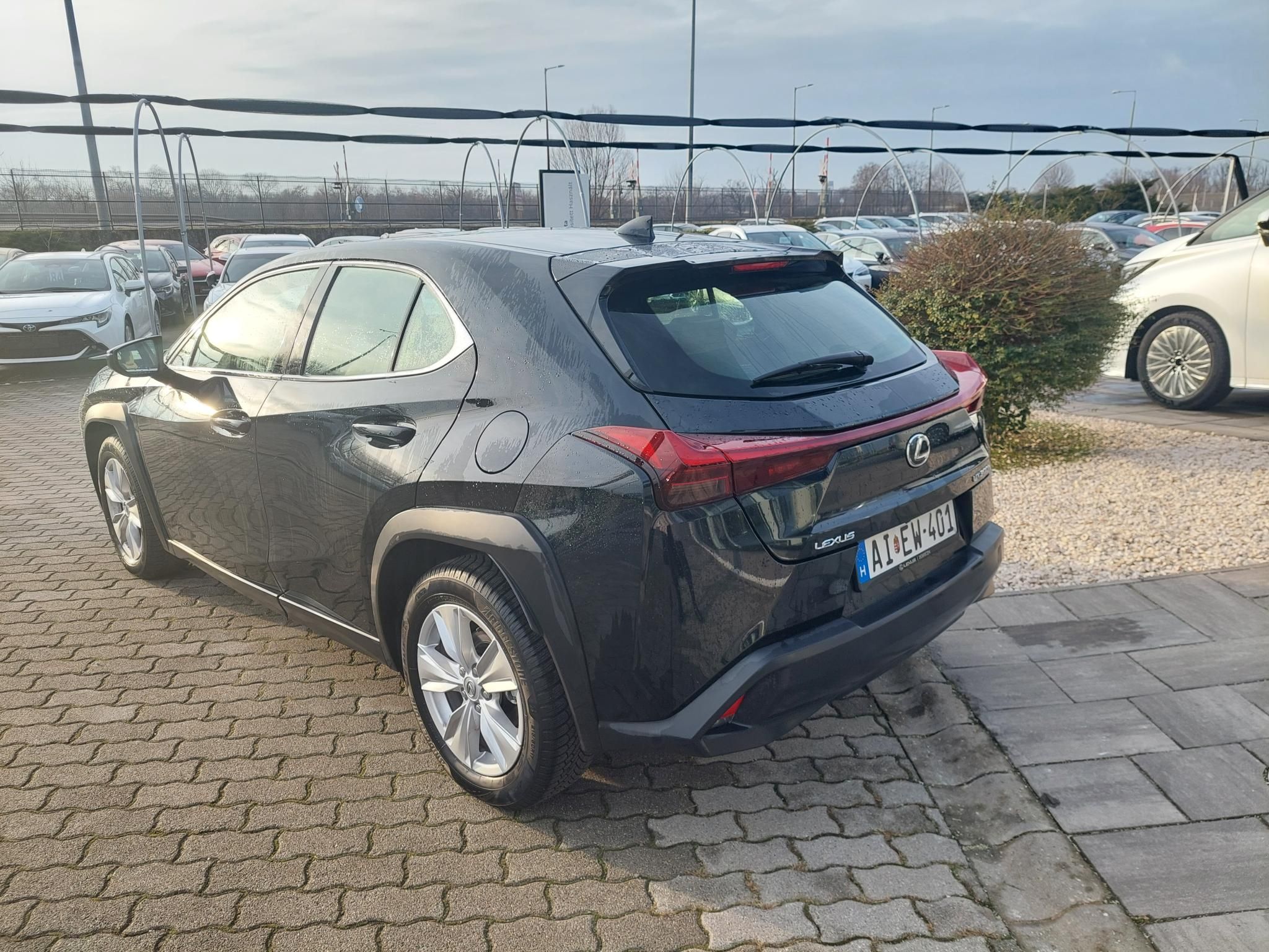 LEXUS UX 300h Elegance e-CVT