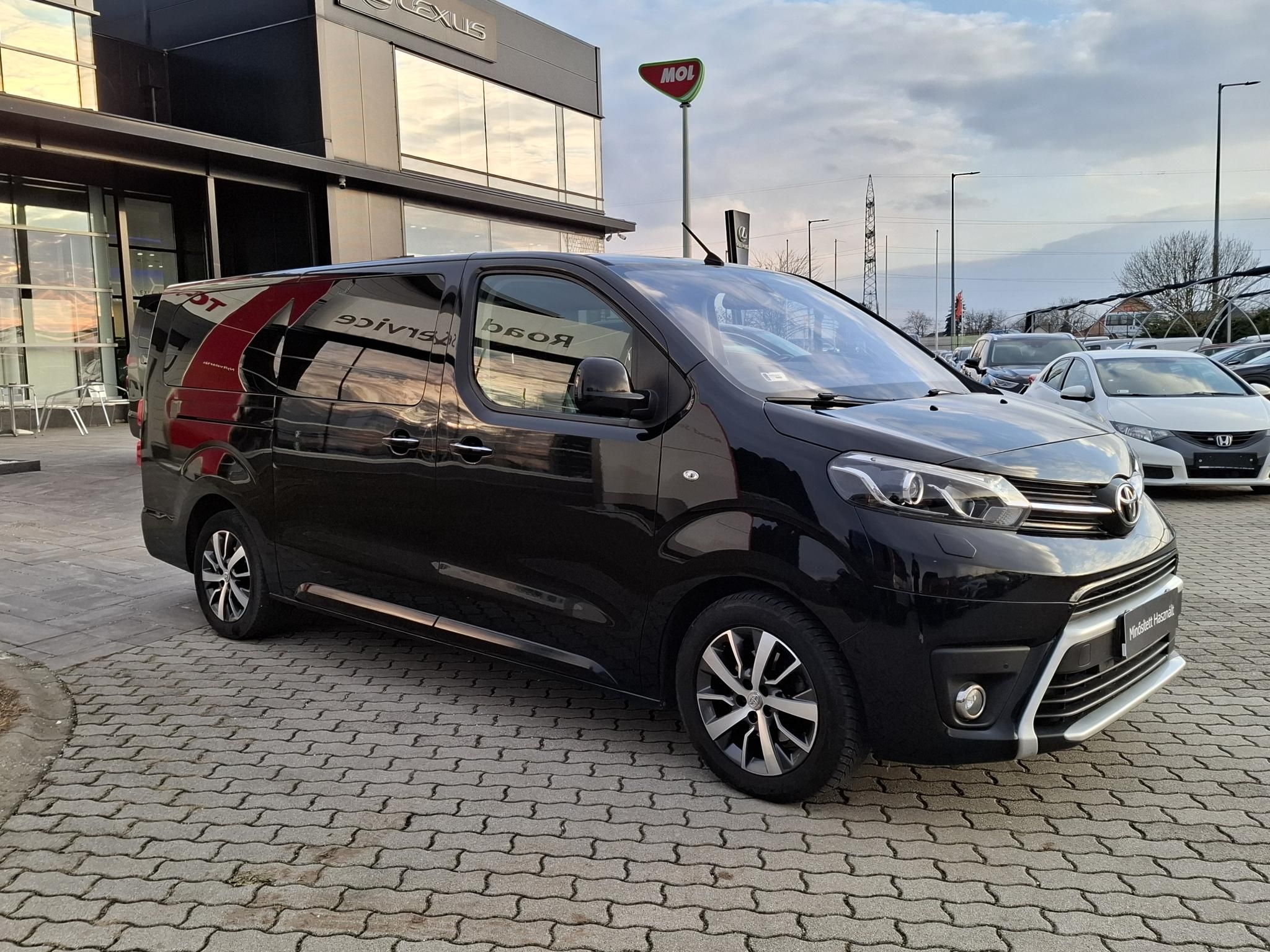 TOYOTA PROACE 2.0 D-4D VIP L2H1 Panoramic (Automata) + 2 év Toyota Minősített Használt Autó Garanciával