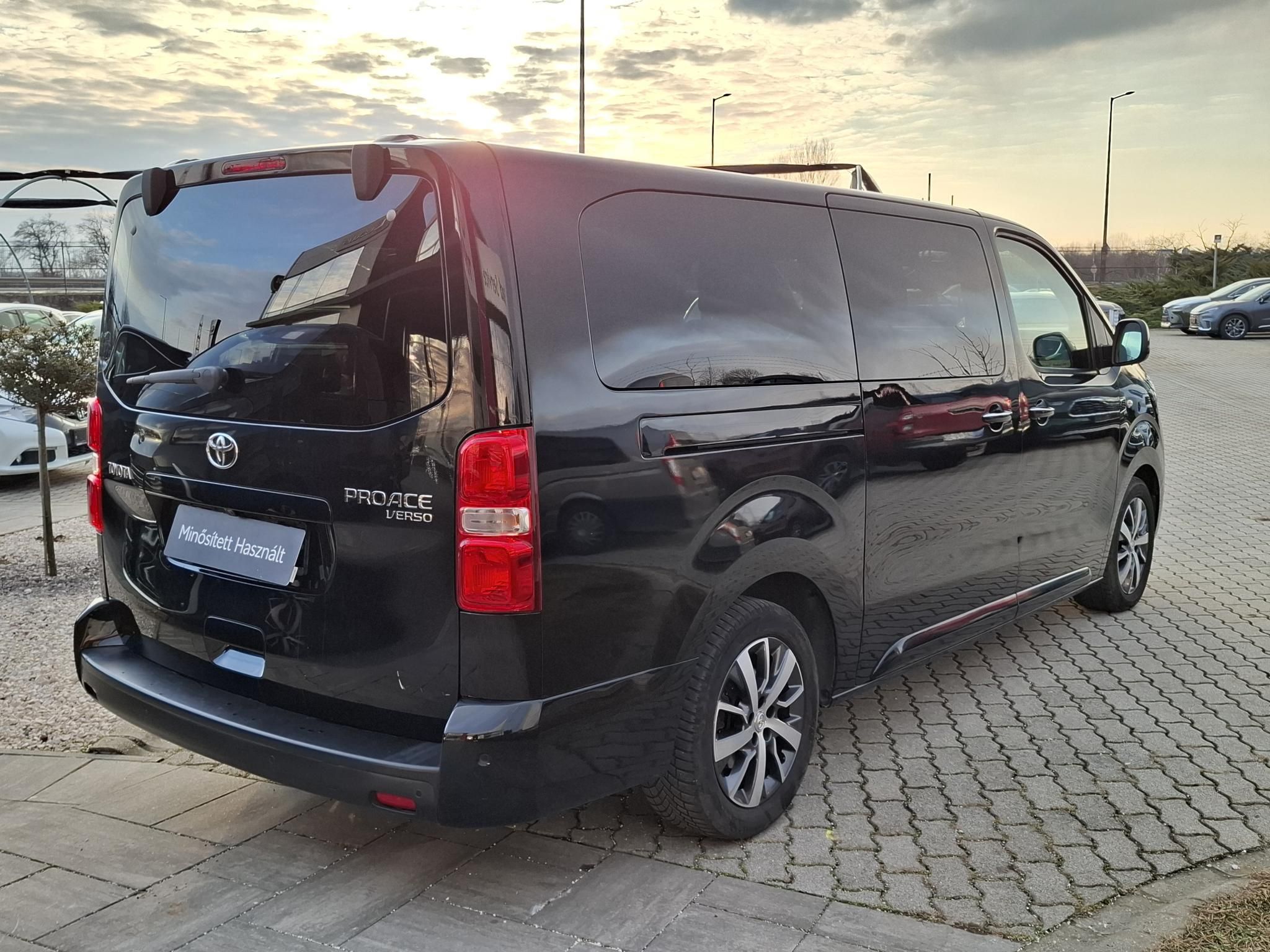 TOYOTA PROACE 2.0 D-4D VIP L2H1 Panoramic (Automata) + 2 év Toyota Minősített Használt Autó Garanciával