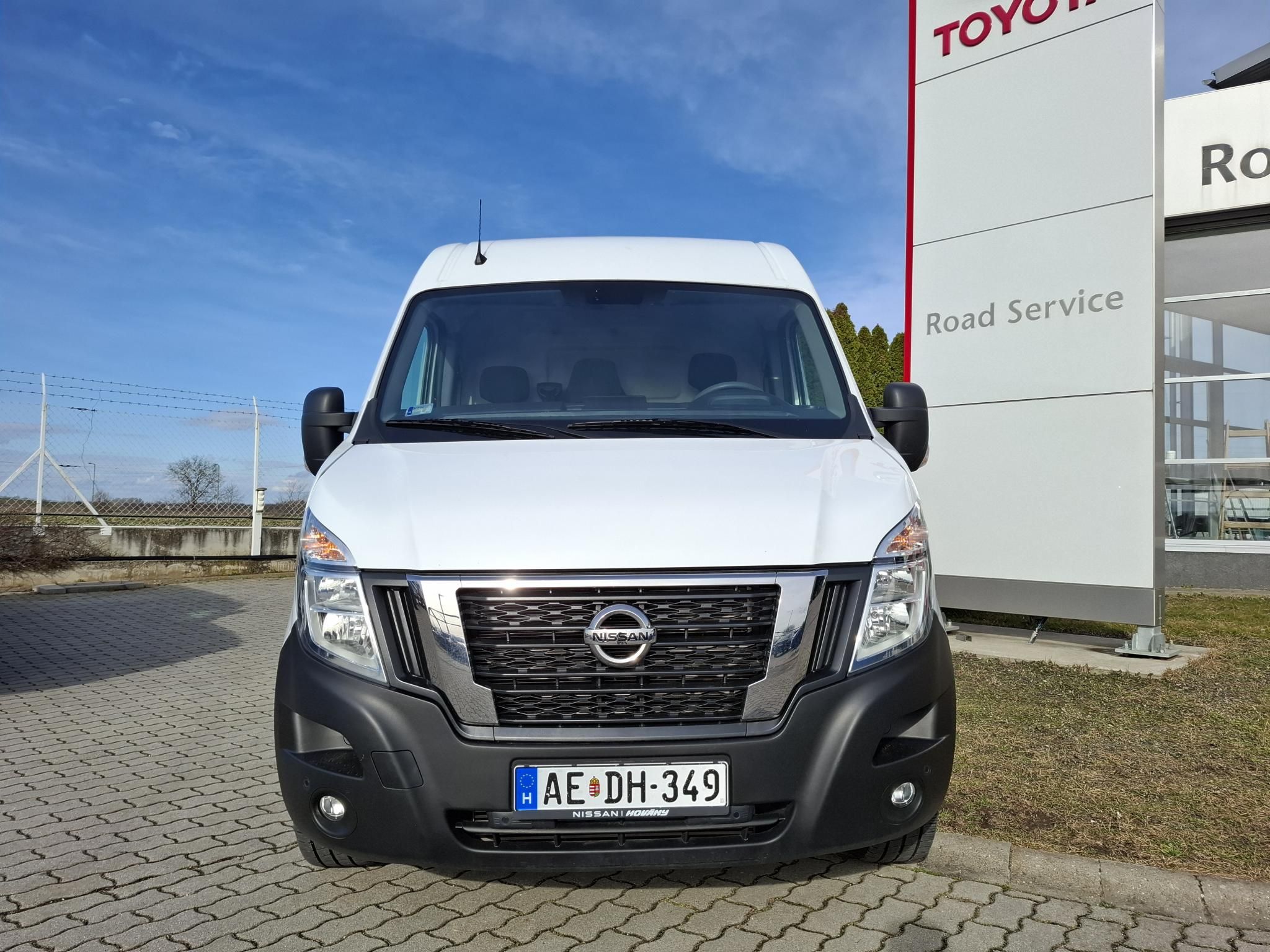NISSAN INTERSTAR 2.3 dCi 150 L2H2 3,5t Comfort + TÉLI ÉS NYÁRI GUMIKKAL