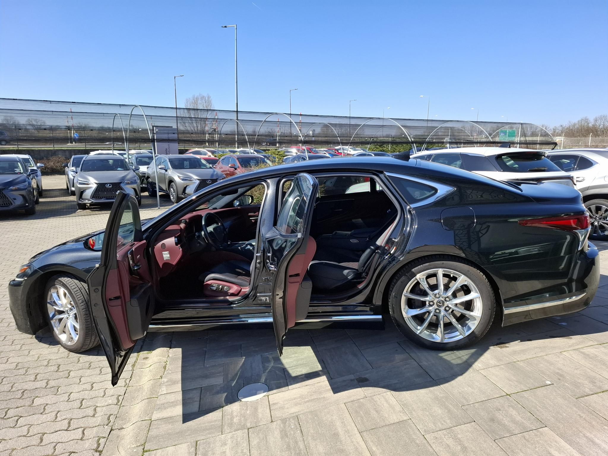 LEXUS LS 500h Supreme CVT
