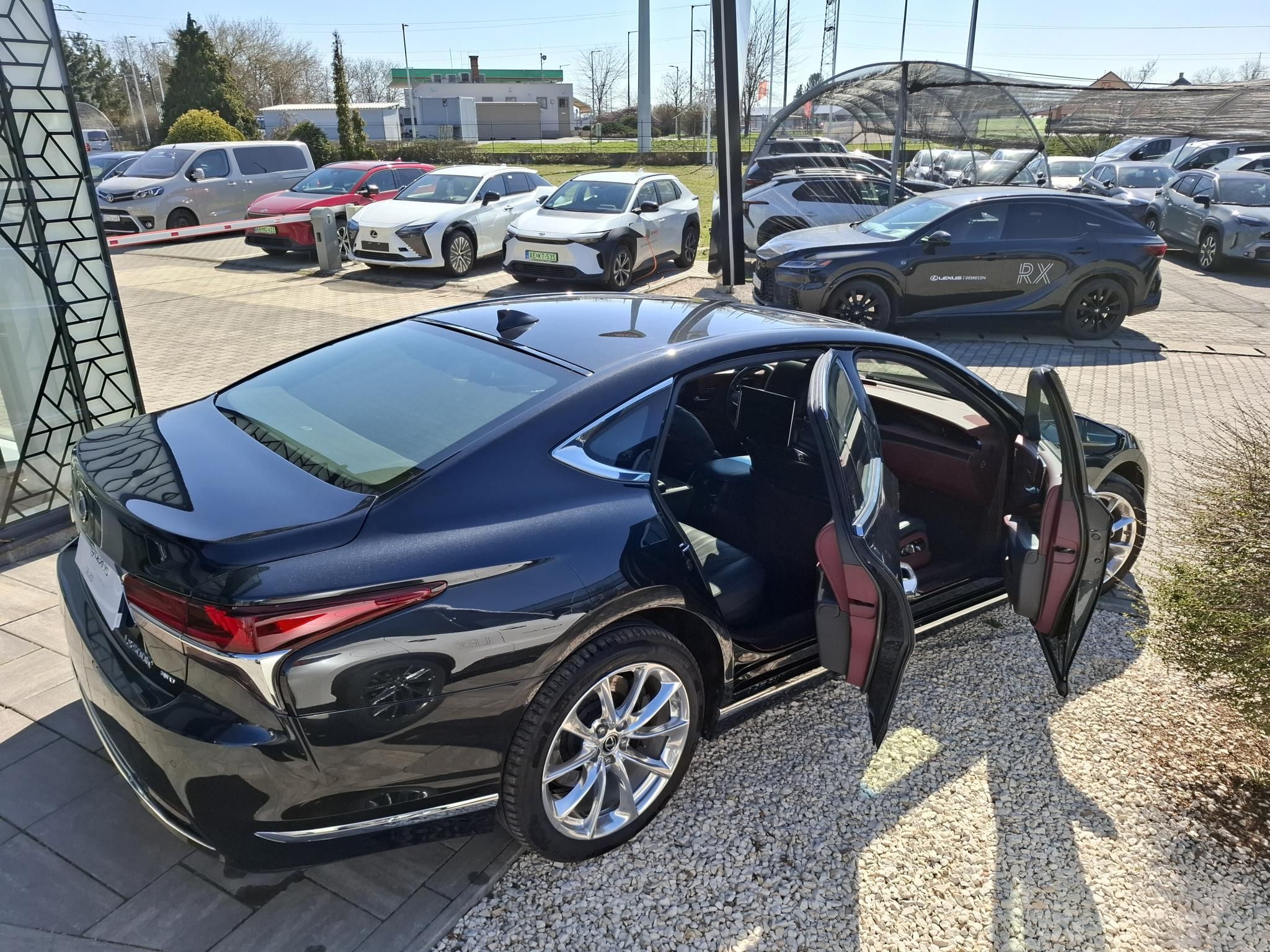 LEXUS LS 500h Supreme CVT