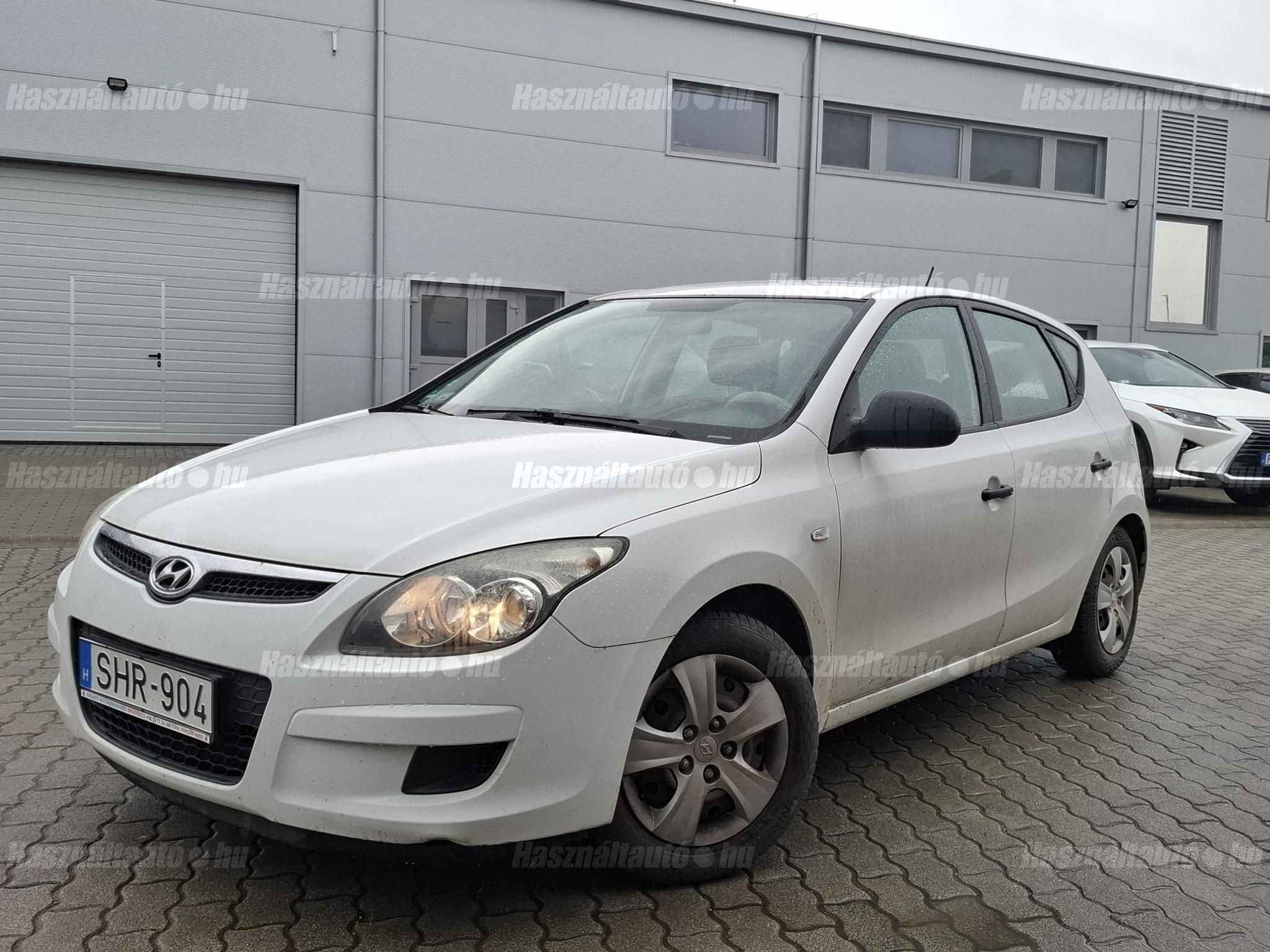 HYUNDAI I30 1.4 DOHC Classic