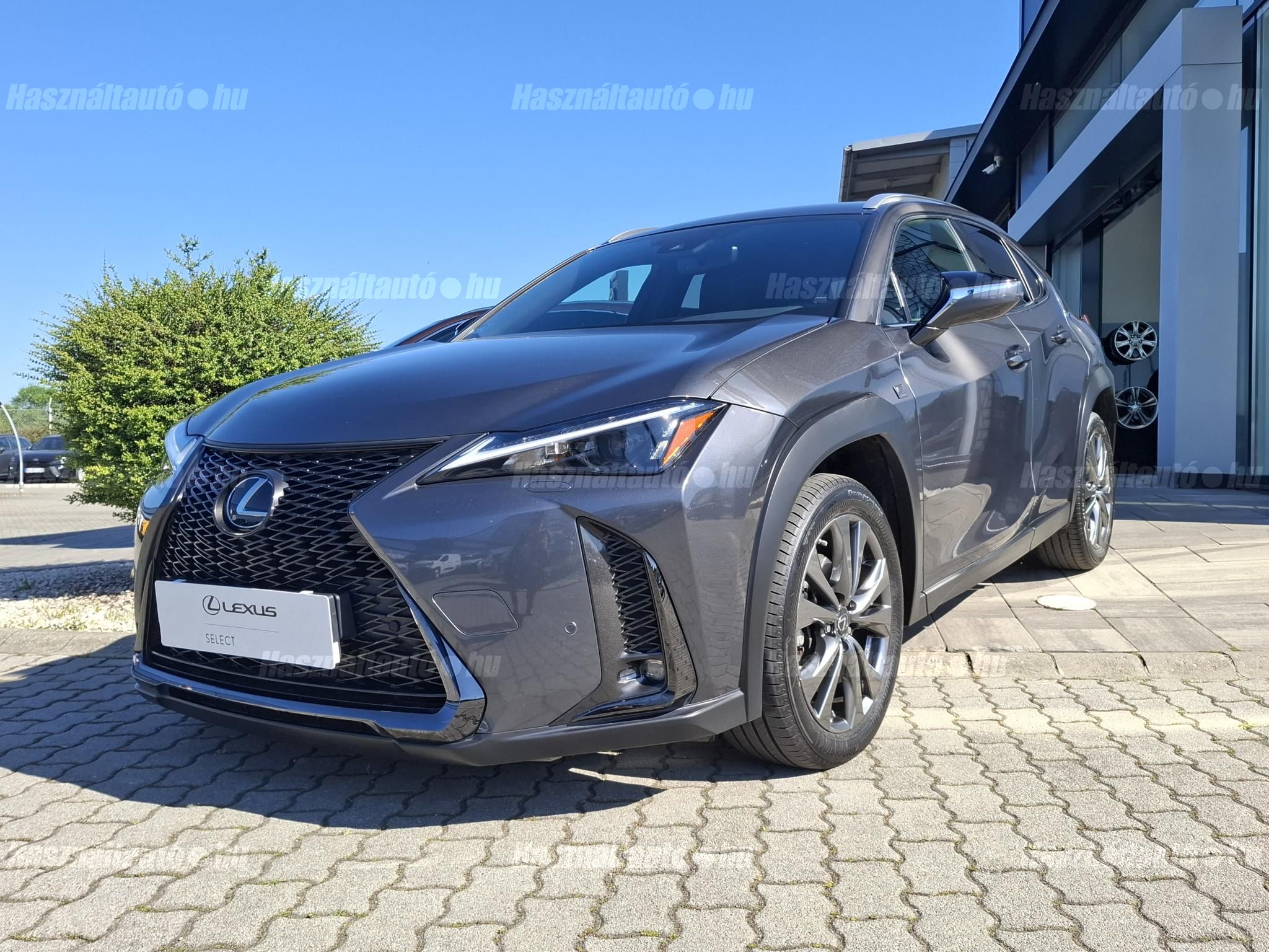 LEXUS UX 250h F Sport Design CVT + 2 Év Lexus Select Garanciával