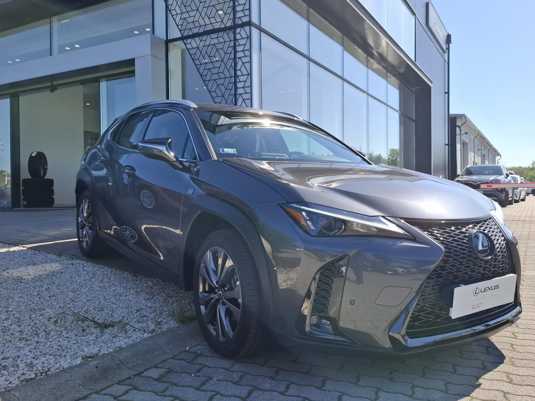 LEXUS UX 250h F Sport Design CVT + 2 Év Lexus Select Garanciával