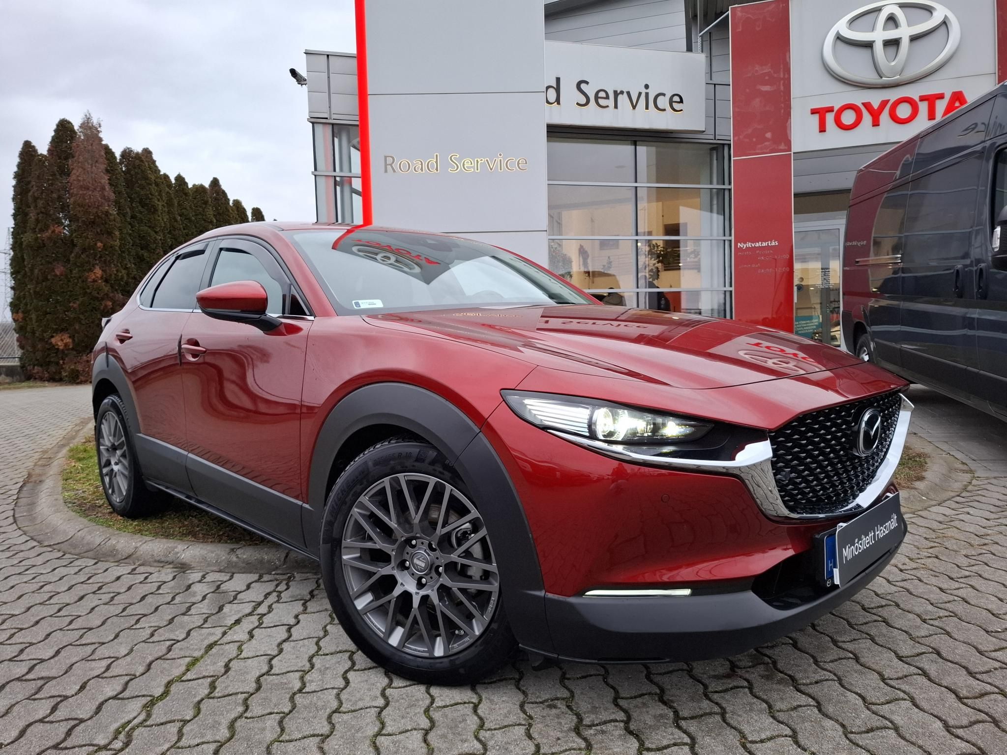 MAZDA CX-30 2.0 Skyactive Plus TÉLI ÉS NYÁRI SZERELT KERÉKKEL