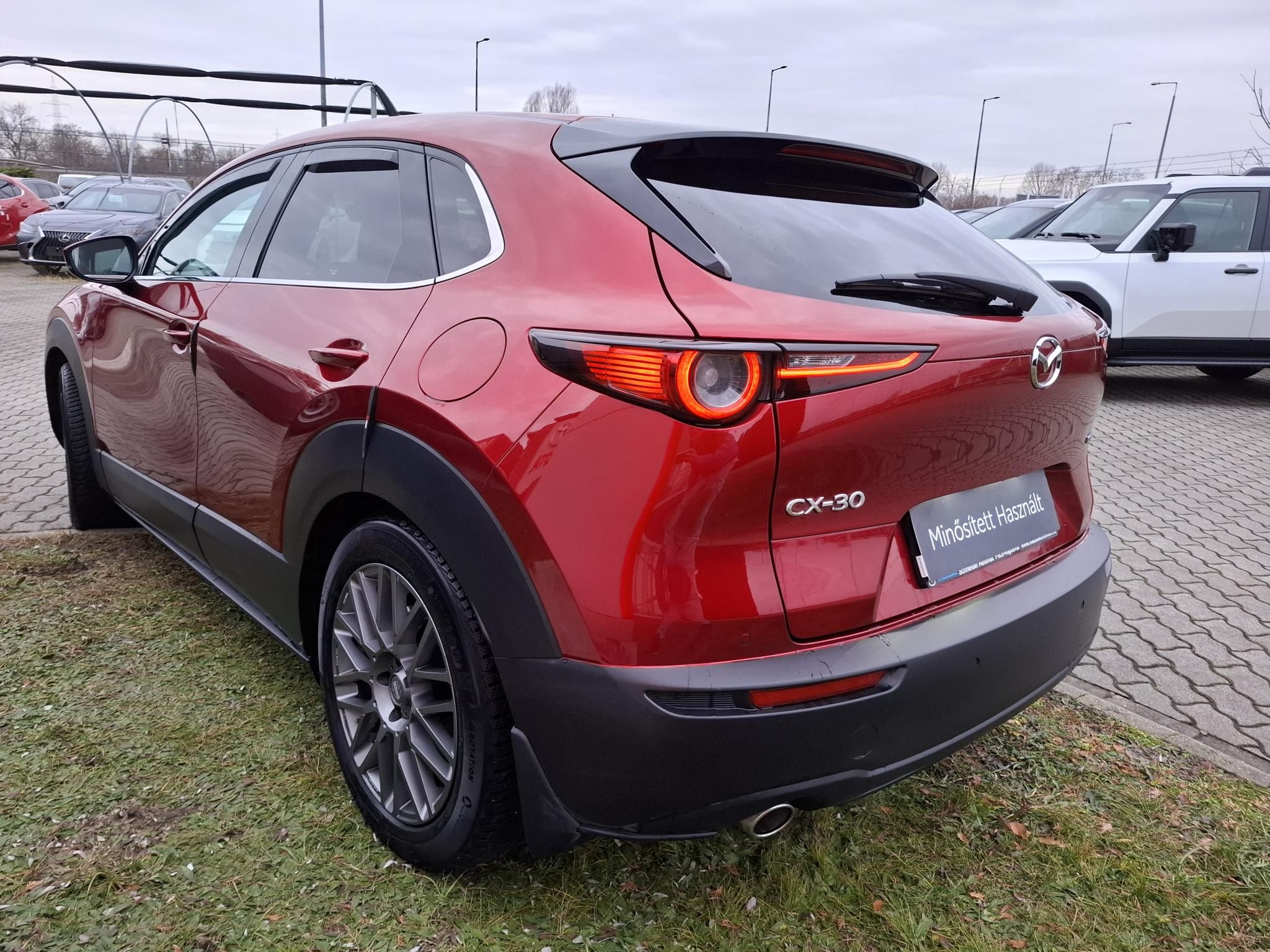 MAZDA CX-30 2.0 Skyactive Plus TÉLI ÉS NYÁRI SZERELT KERÉKKEL