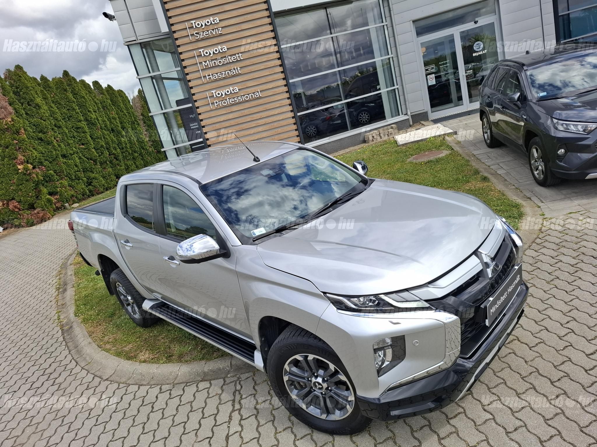 MITSUBISHI L 200 2.2 D Instyle A T 2028. oktober-ig GARANCIÁS