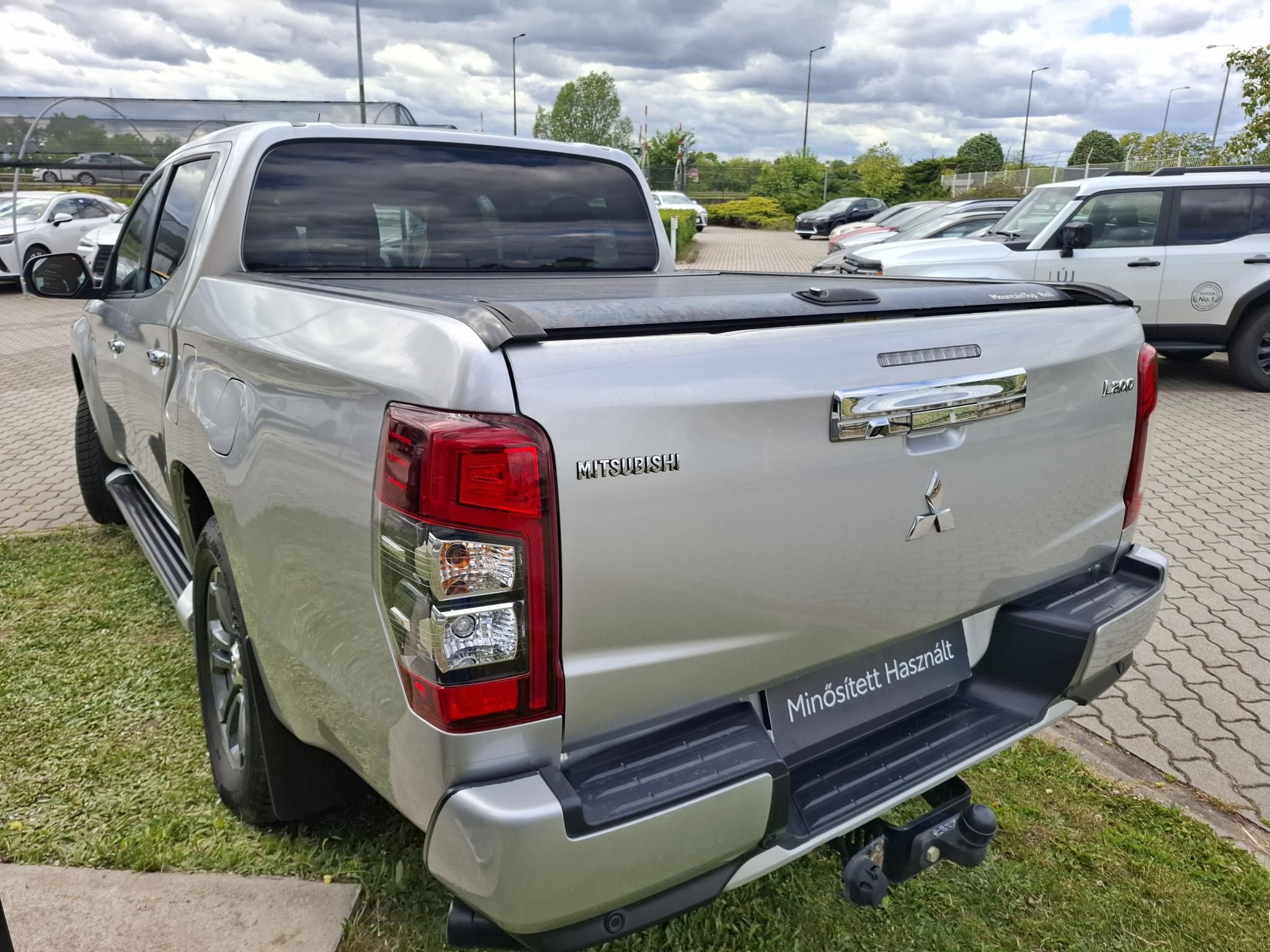 MITSUBISHI L 200 2.2 D Instyle A T 2028. oktober-ig GARANCIÁS