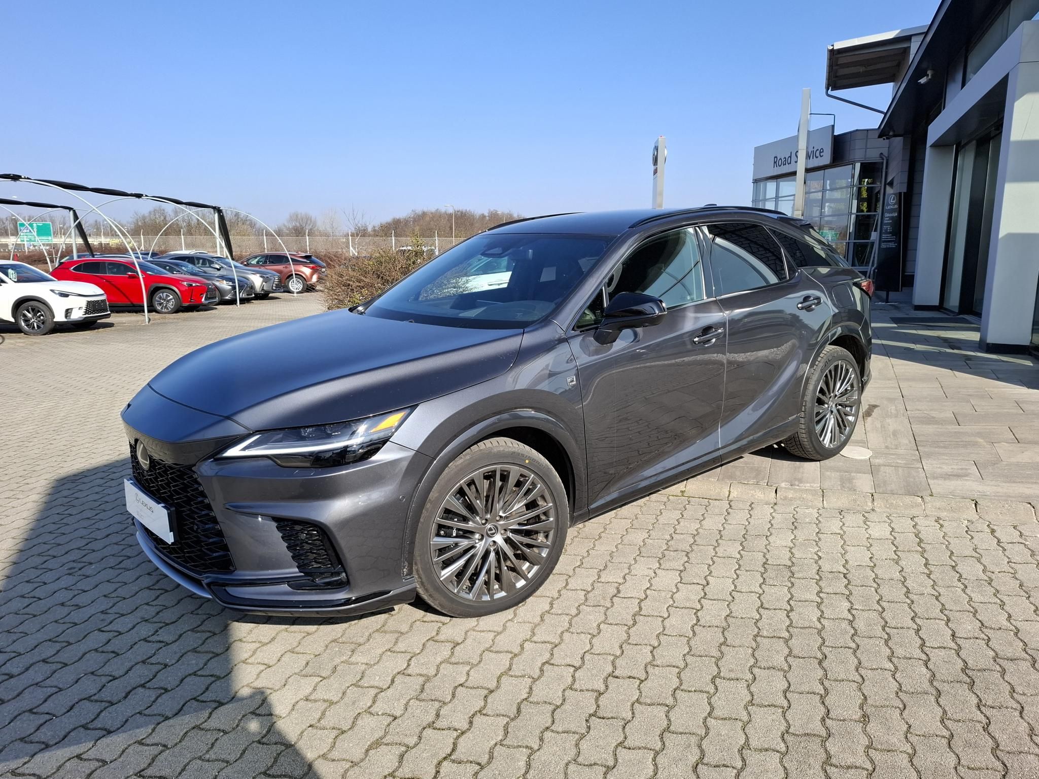 LEXUS RX 500h F Sport Edition (Automata) + Lexus gyári 21 téli kerékkel