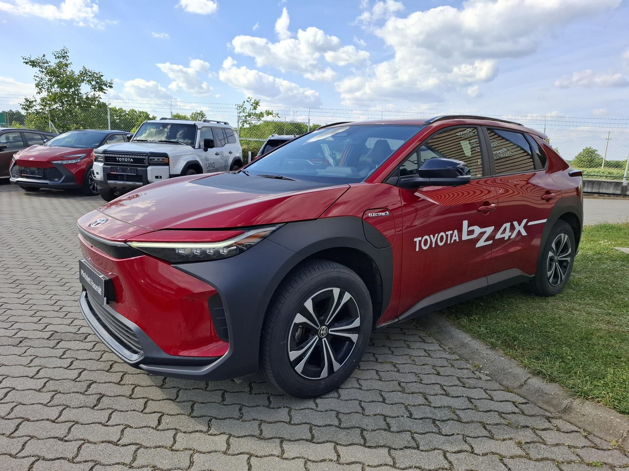 TOYOTA BZ4X Prestige Tech AWD