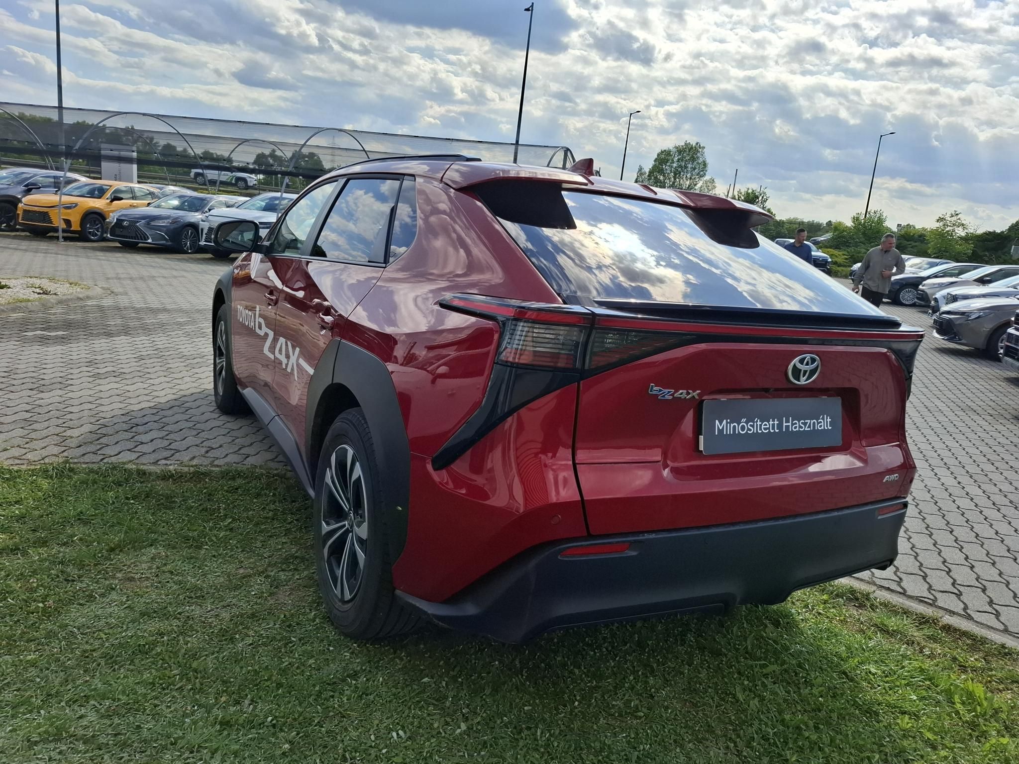TOYOTA BZ4X Prestige Tech AWD