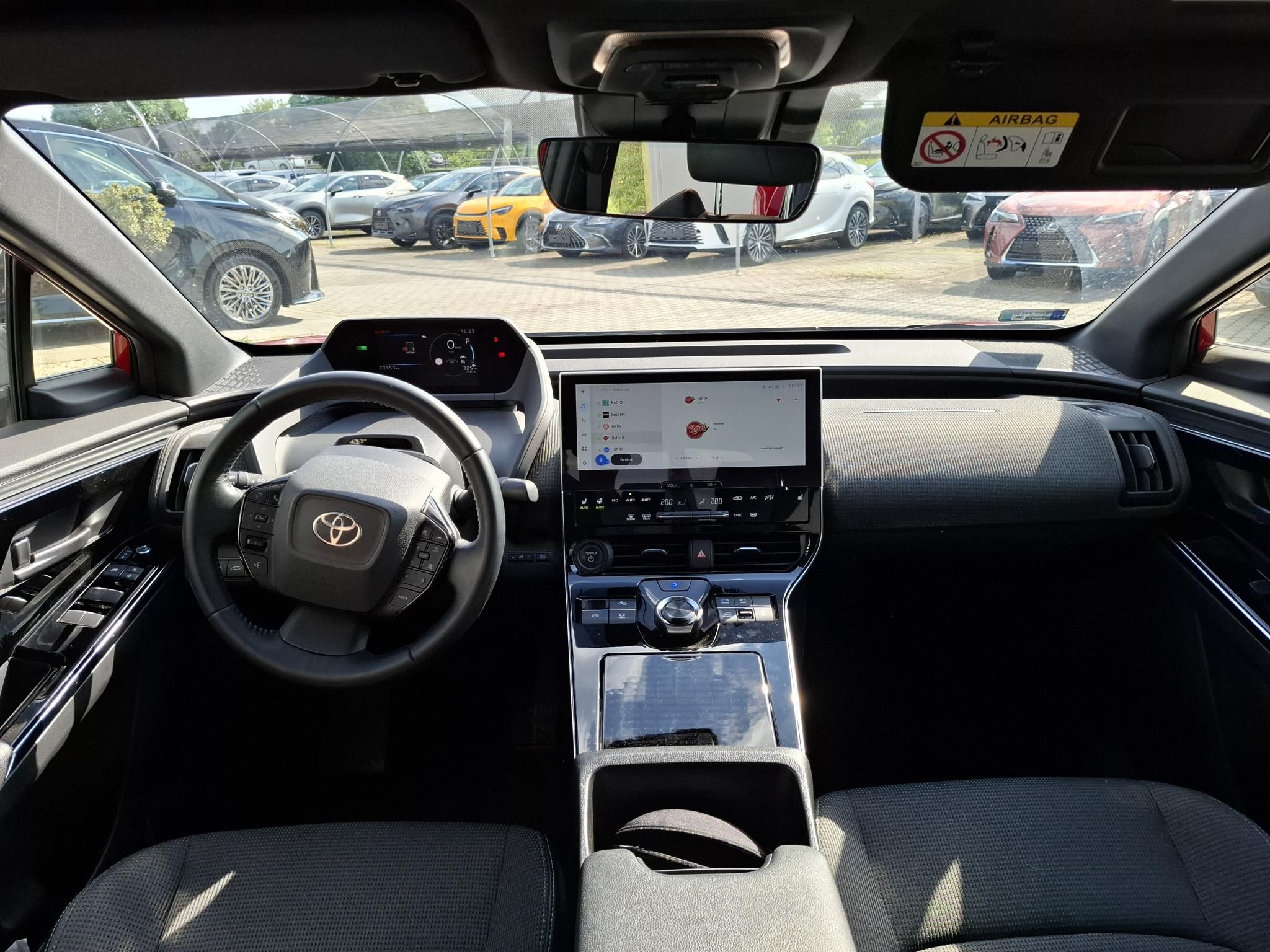 TOYOTA BZ4X Prestige Tech AWD