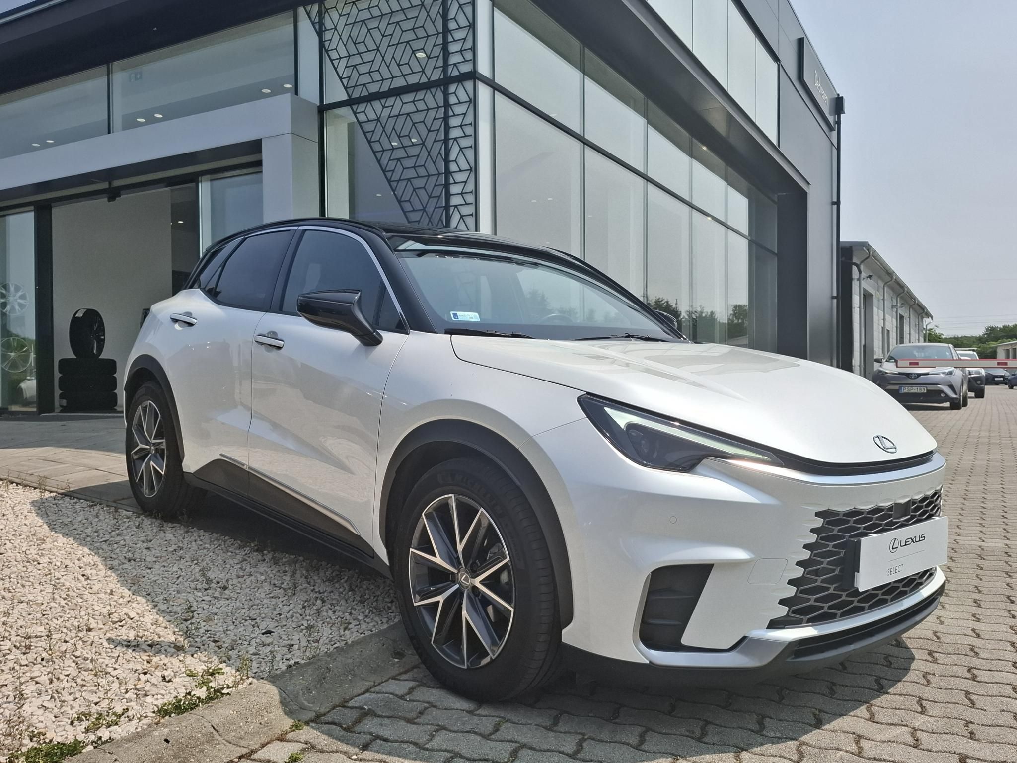 LEXUS LBX 1.5 Hybrid Cool Tech e-CVT