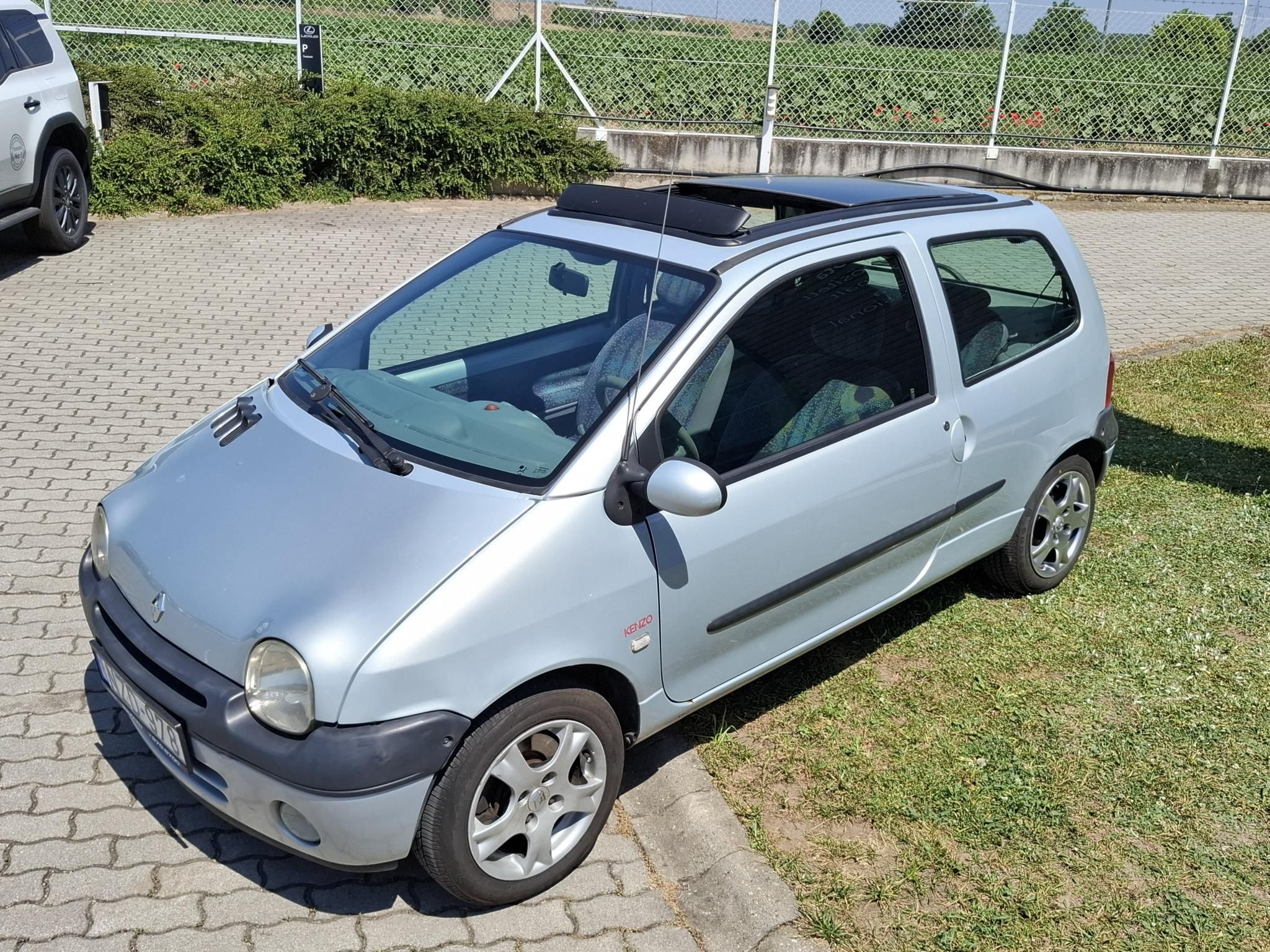 RENAULT TWINGO 1.2 16V Kenzo