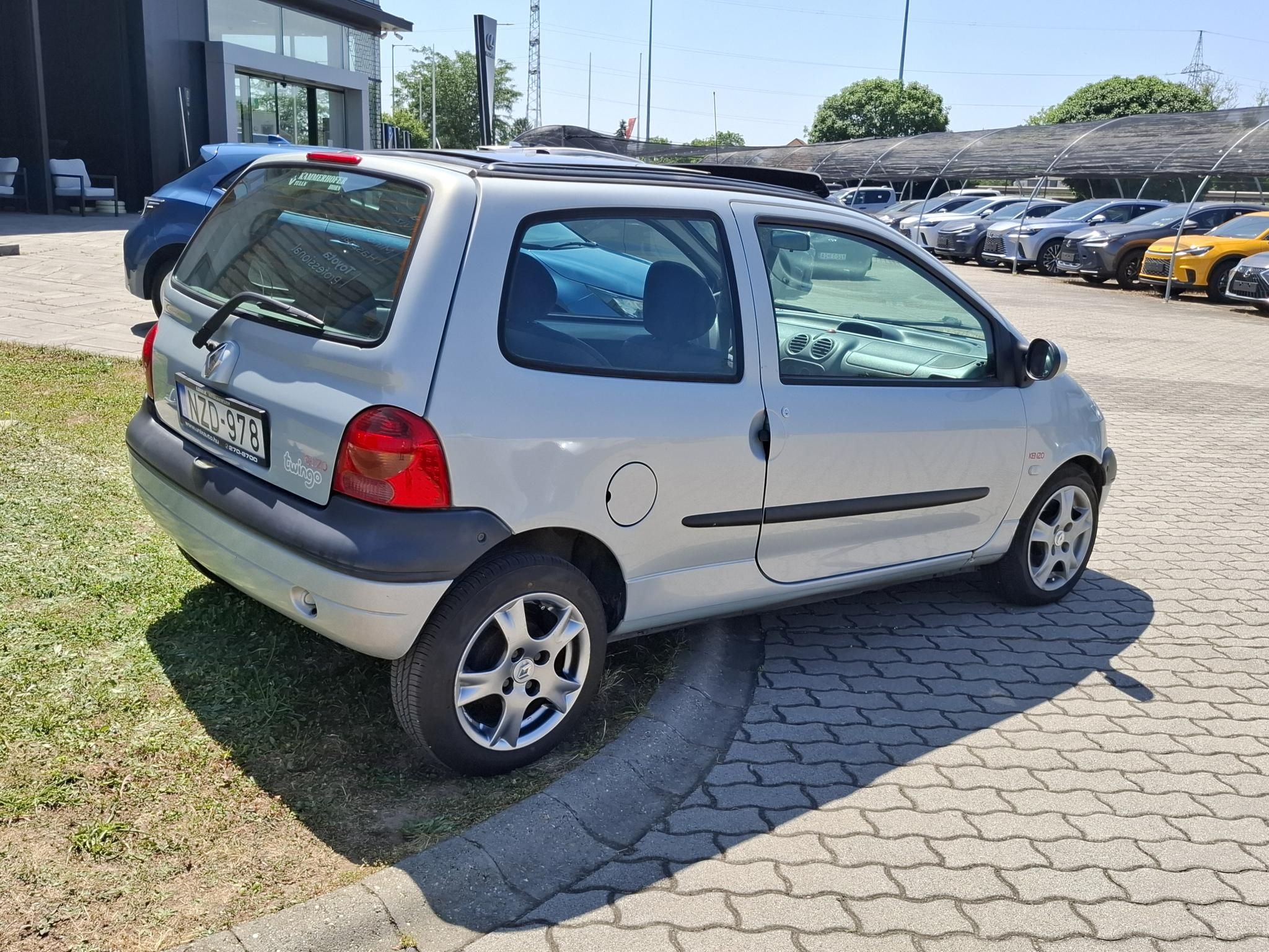 RENAULT TWINGO 1.2 16V Kenzo