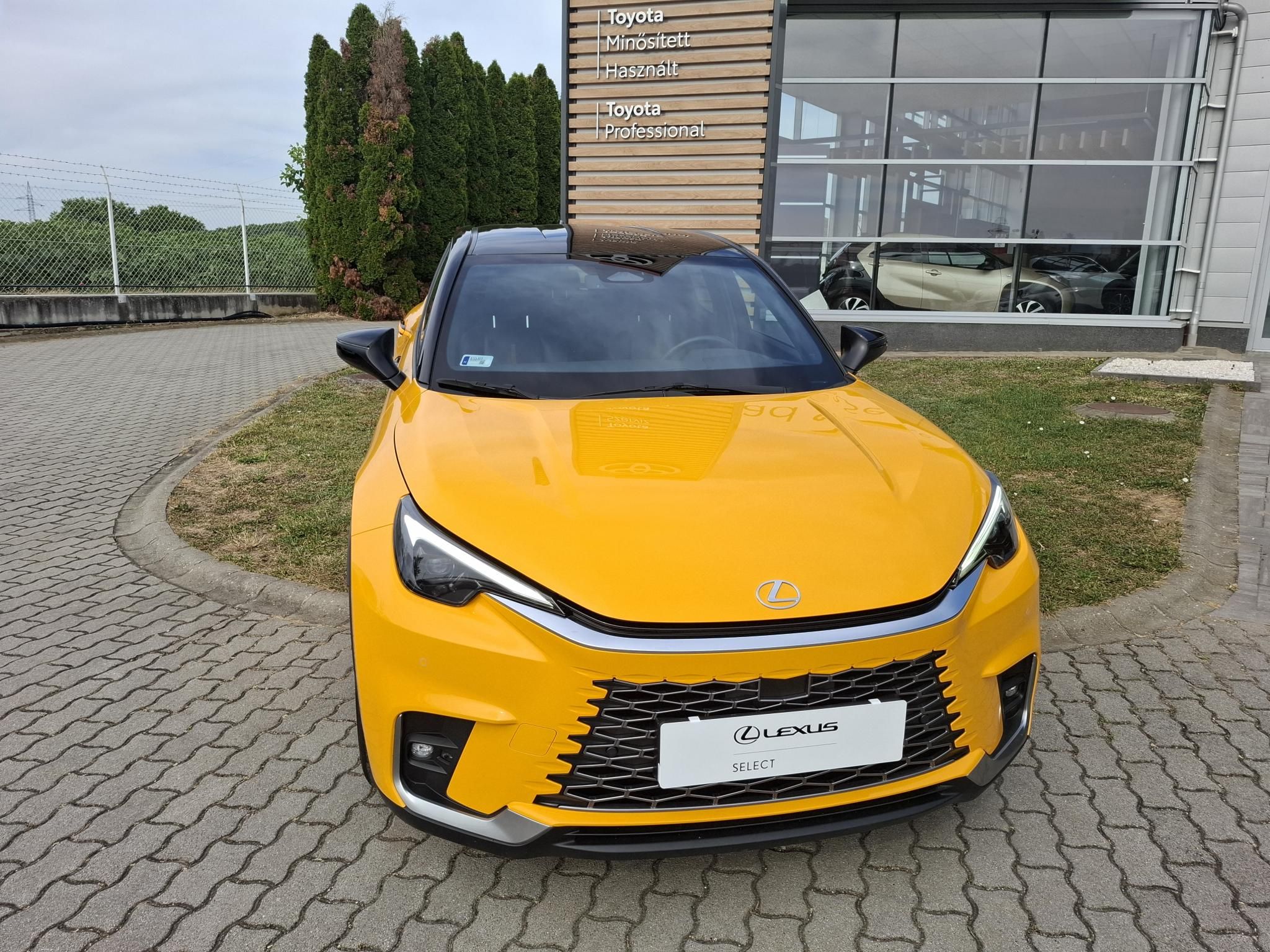 LEXUS LBX 1.5 Hybrid Cool Premium e-CVT