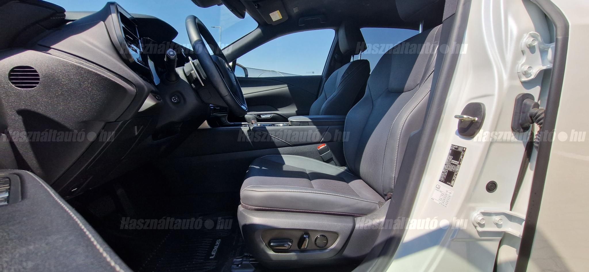 LEXUS RX 350h Prestige e-CVT ÁFÁ-s