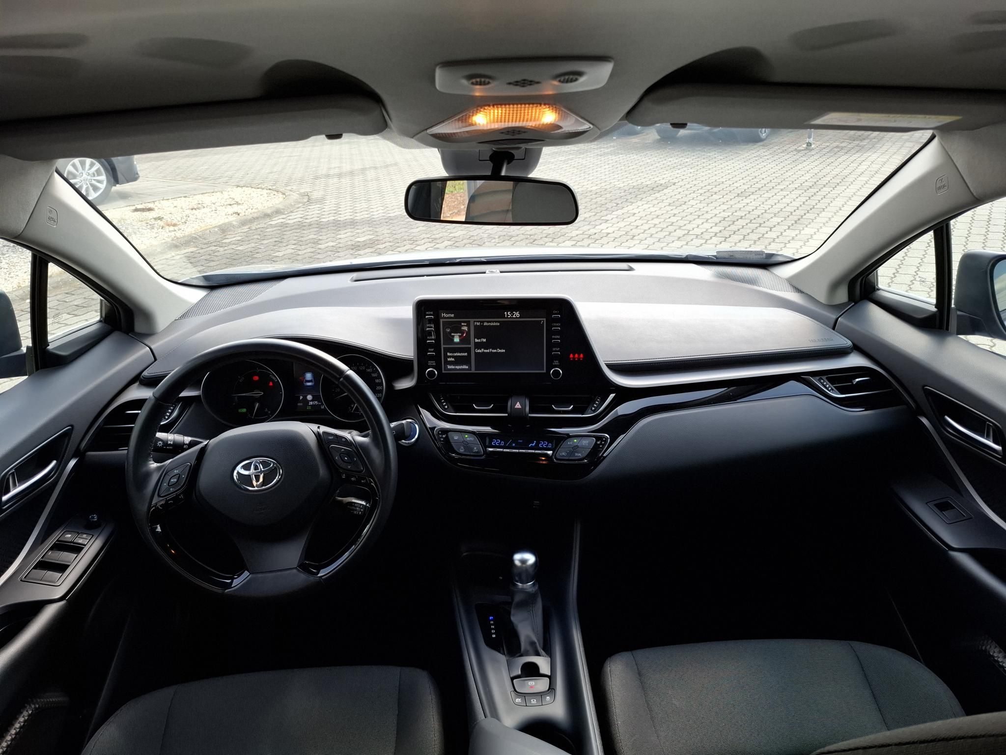 TOYOTA C-HR 1.8 Hybrid Comfort Business e-CVT