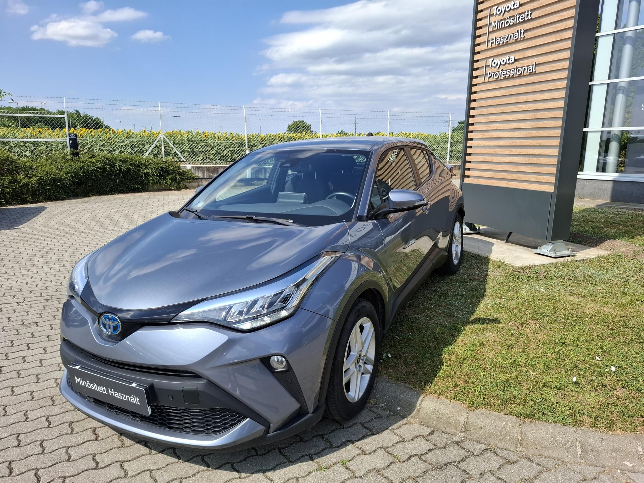 TOYOTA C-HR 1.8 Hybrid Comfort Business e-CVT