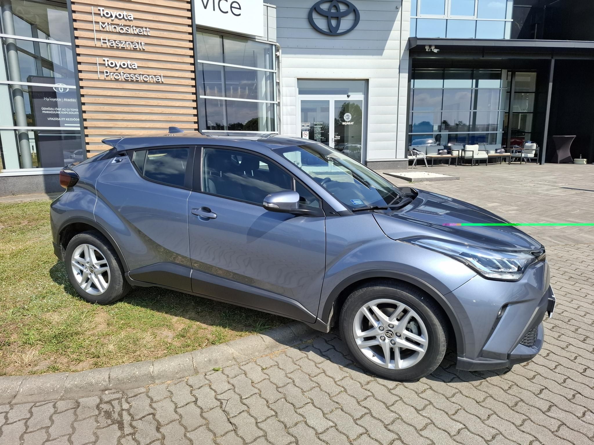 TOYOTA C-HR 1.8 Hybrid Comfort Business e-CVT