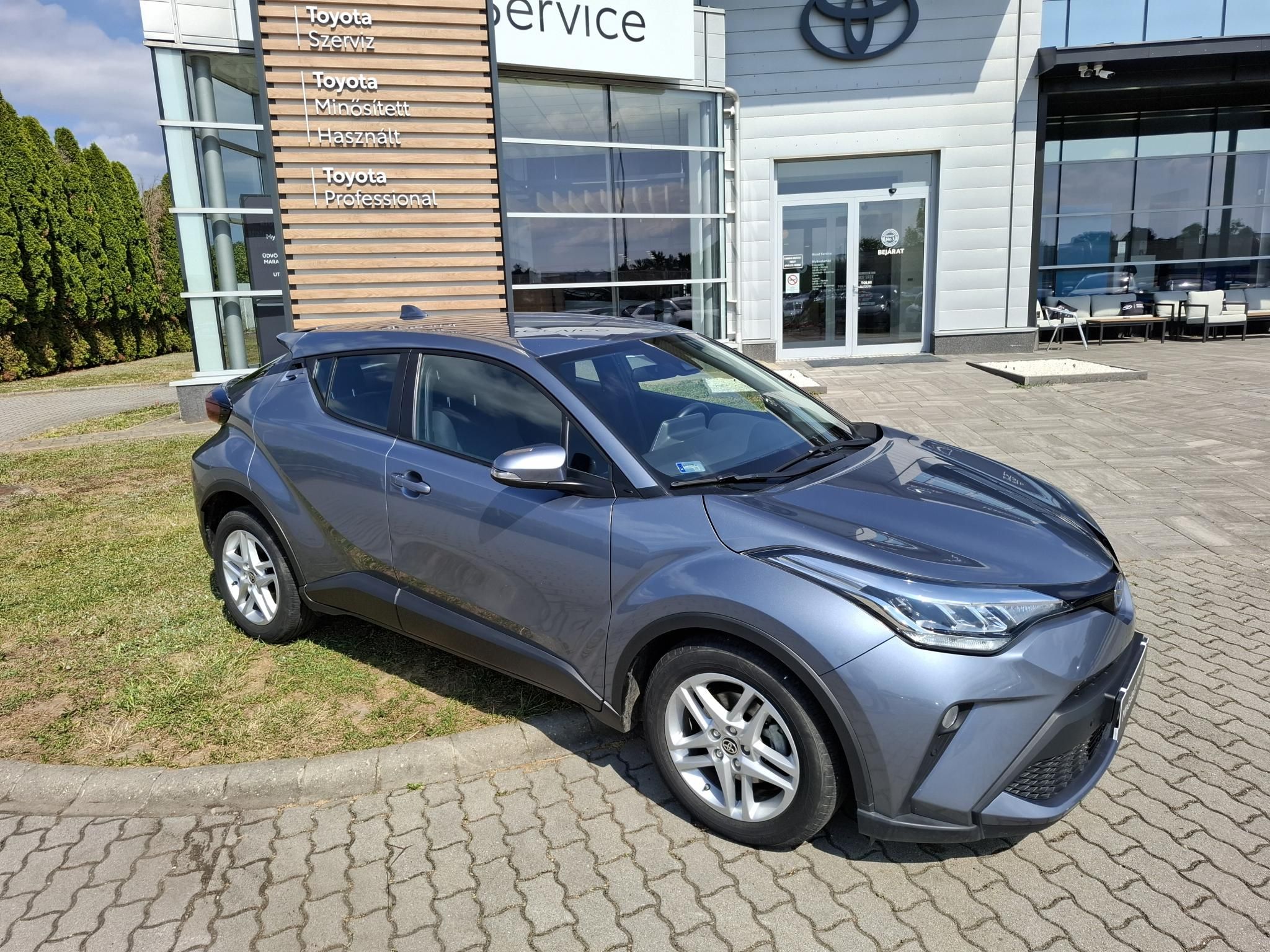 TOYOTA C-HR 1.8 Hybrid Comfort Business e-CVT