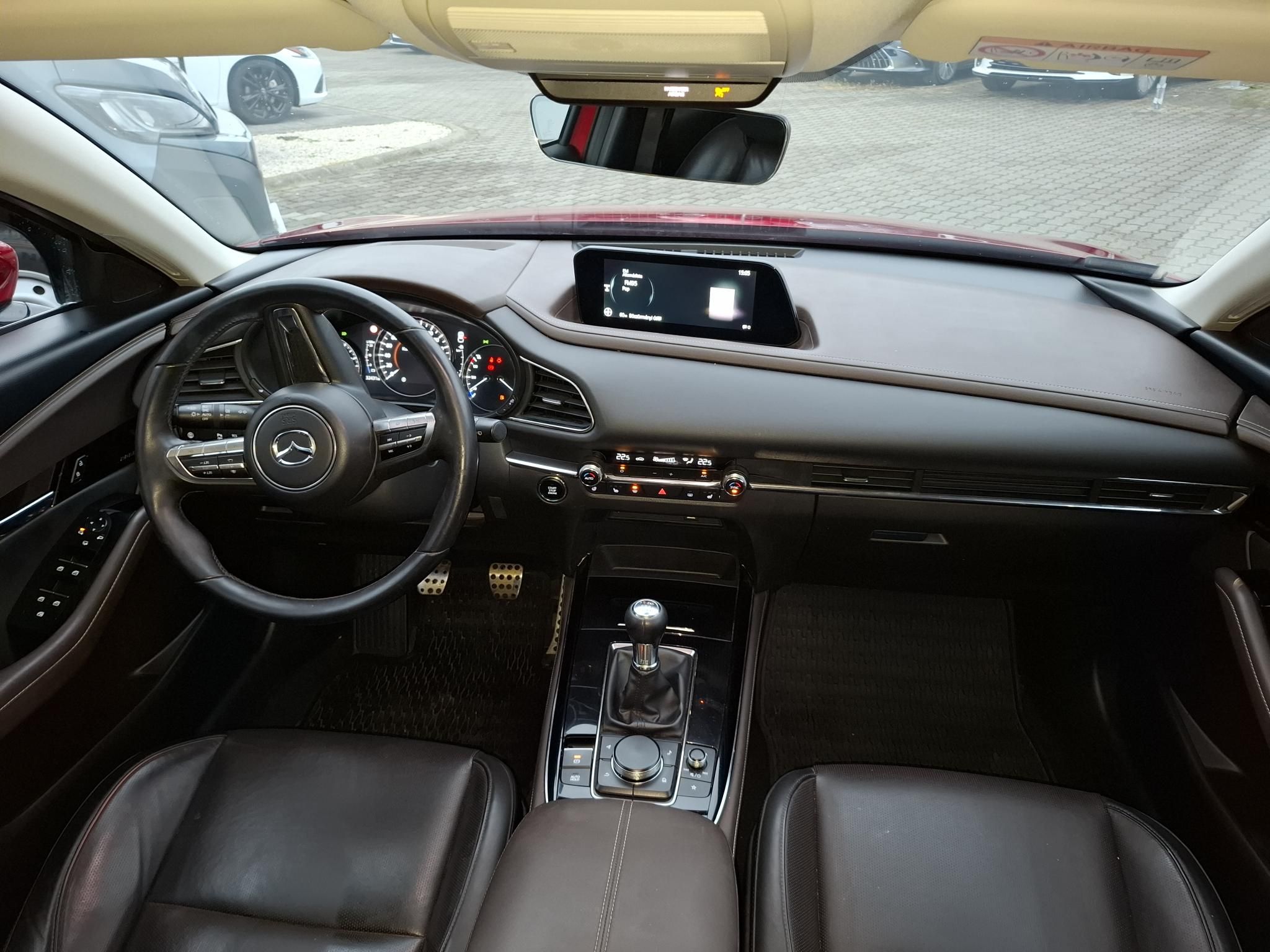 MAZDA CX-30 2.0 Skyactive Plus TÉLI ÉS NYÁRI SZERELT KERÉKKEL
