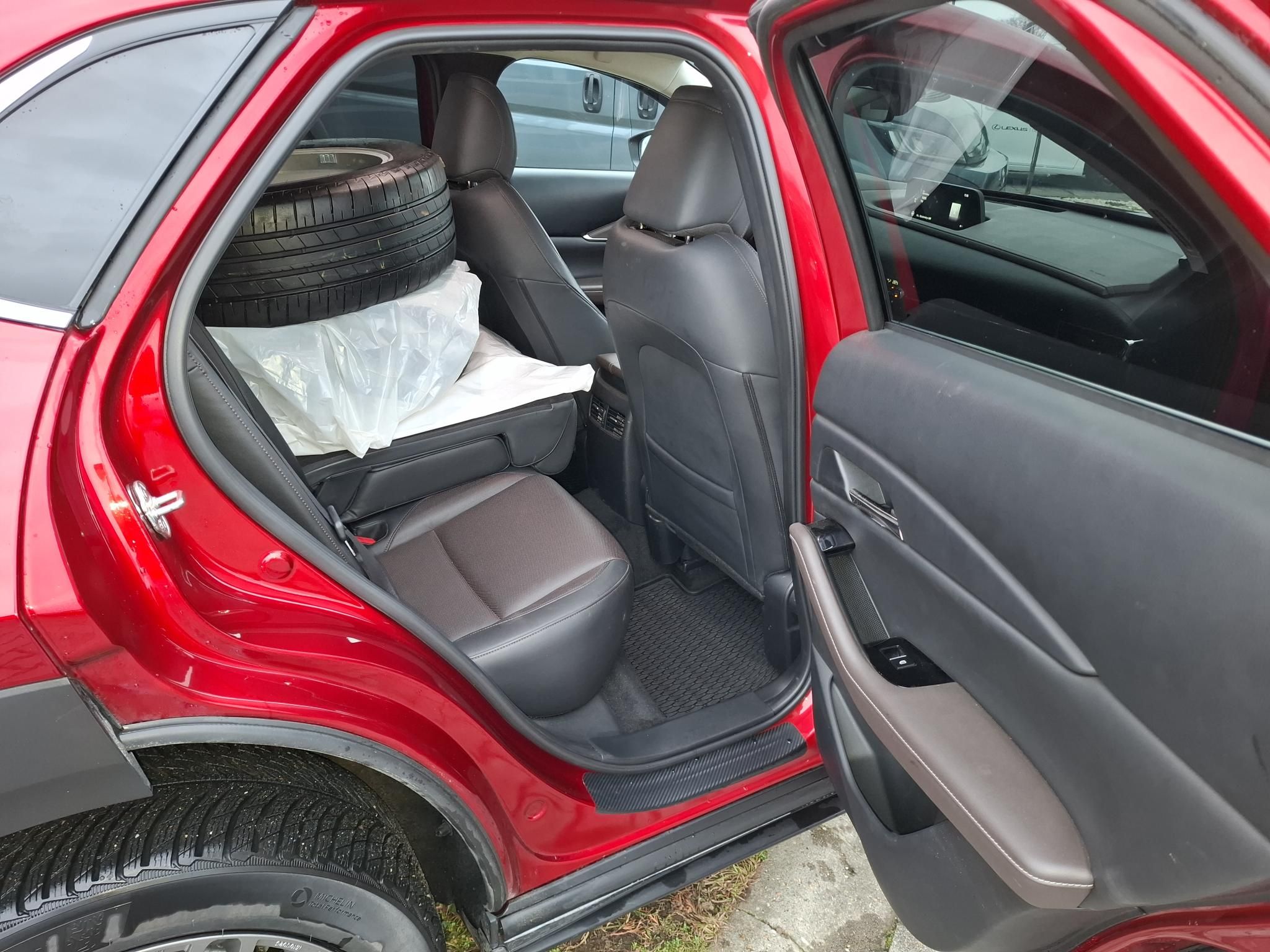MAZDA CX-30 2.0 Skyactive Plus TÉLI ÉS NYÁRI SZERELT KERÉKKEL
