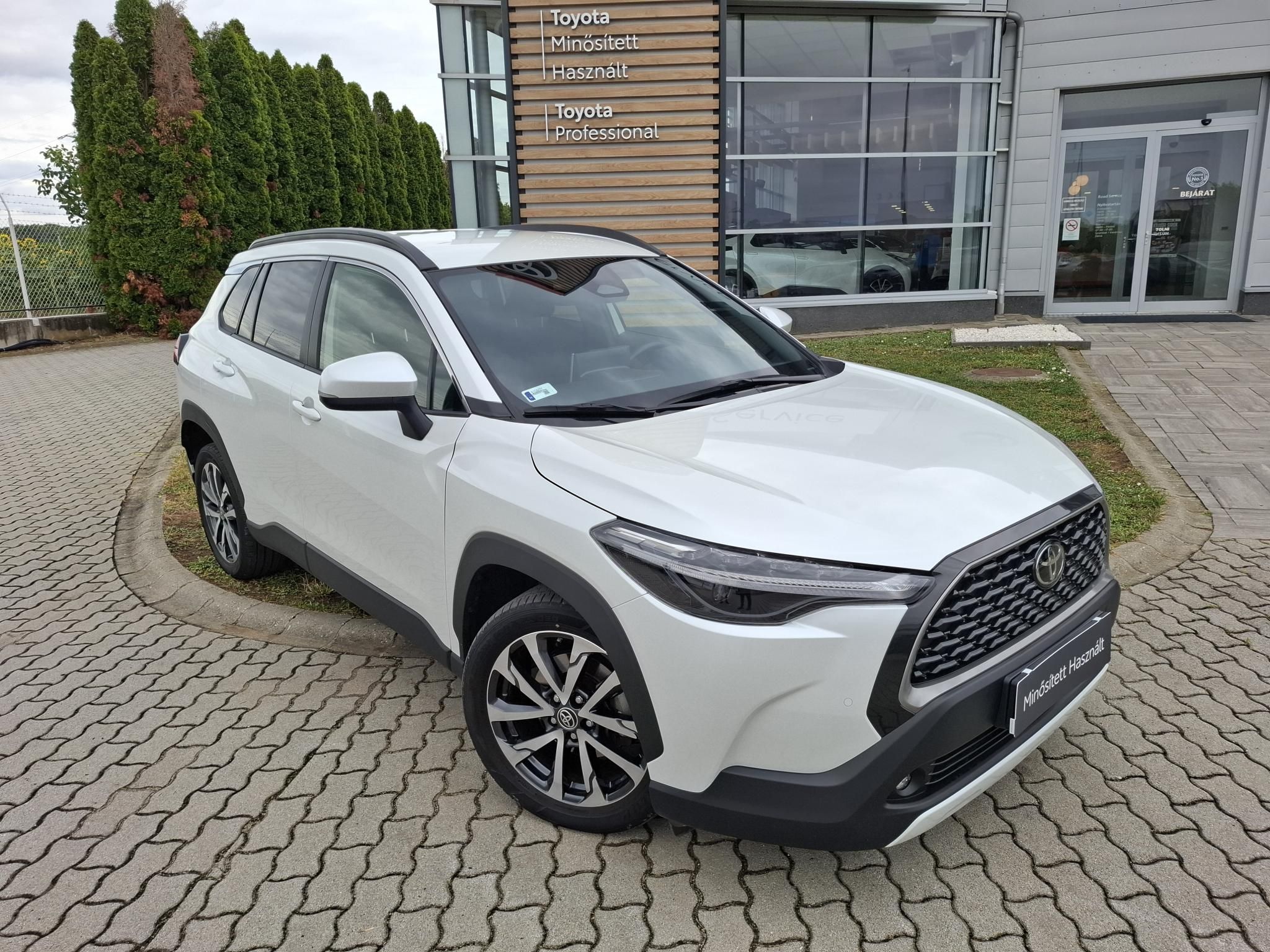 TOYOTA COROLLA CROSS 2.0 Hybrid Style+Tech e-CVT