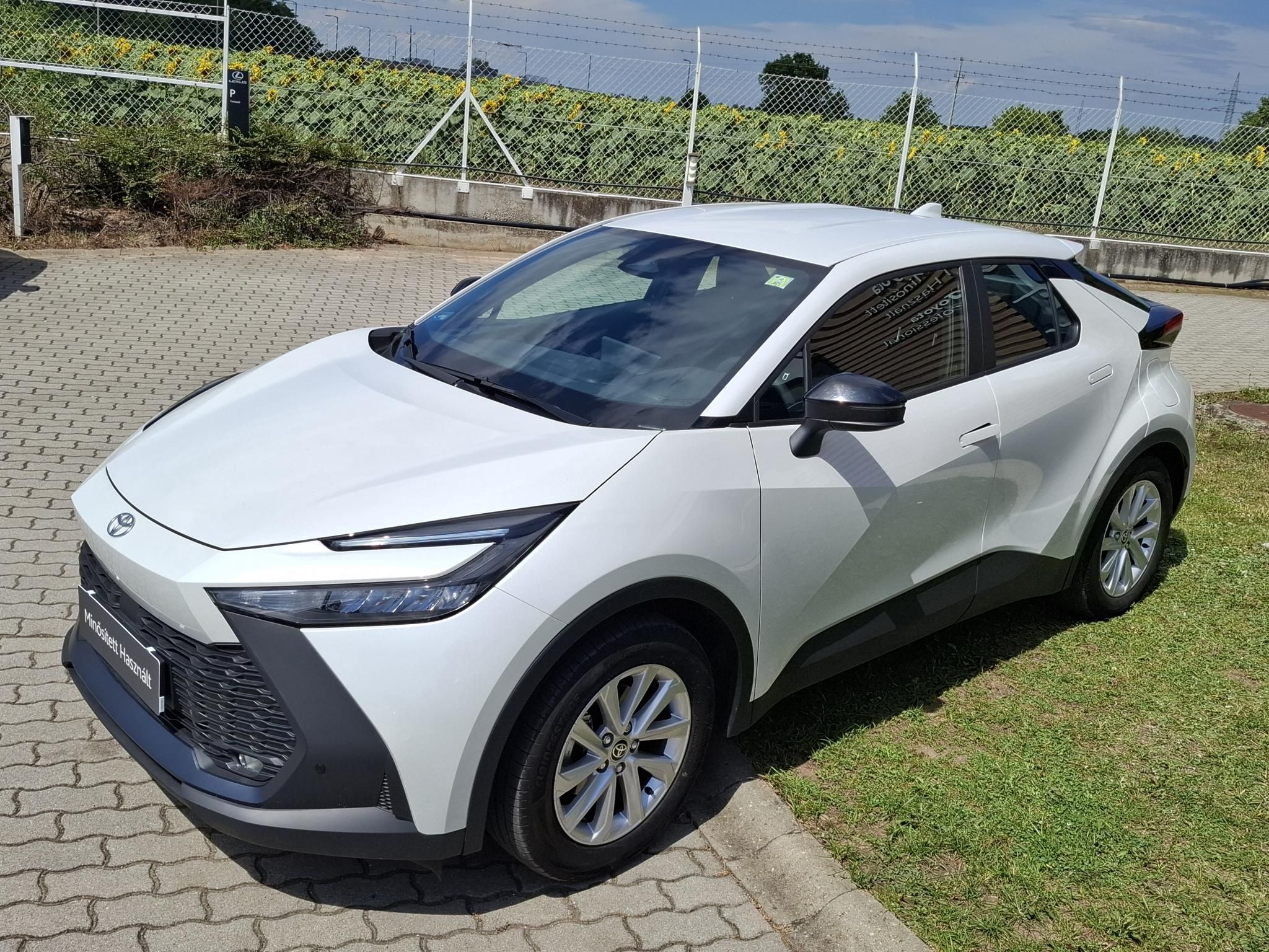 TOYOTA C-HR 1.8 Hybrid Comfort Business e-CVT