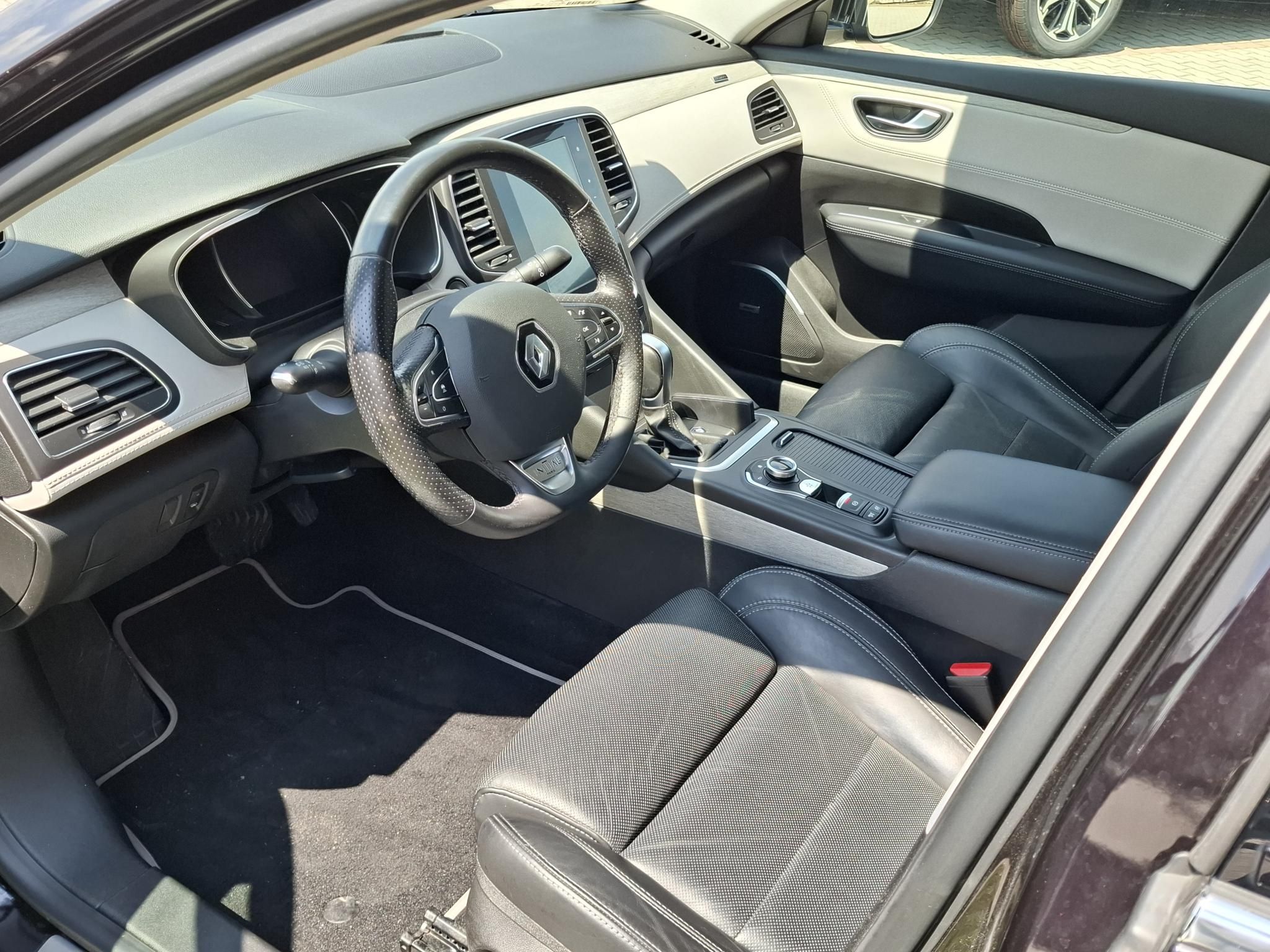 RENAULT TALISMAN 1.8 TCe Initiale Paris 4Control EDC