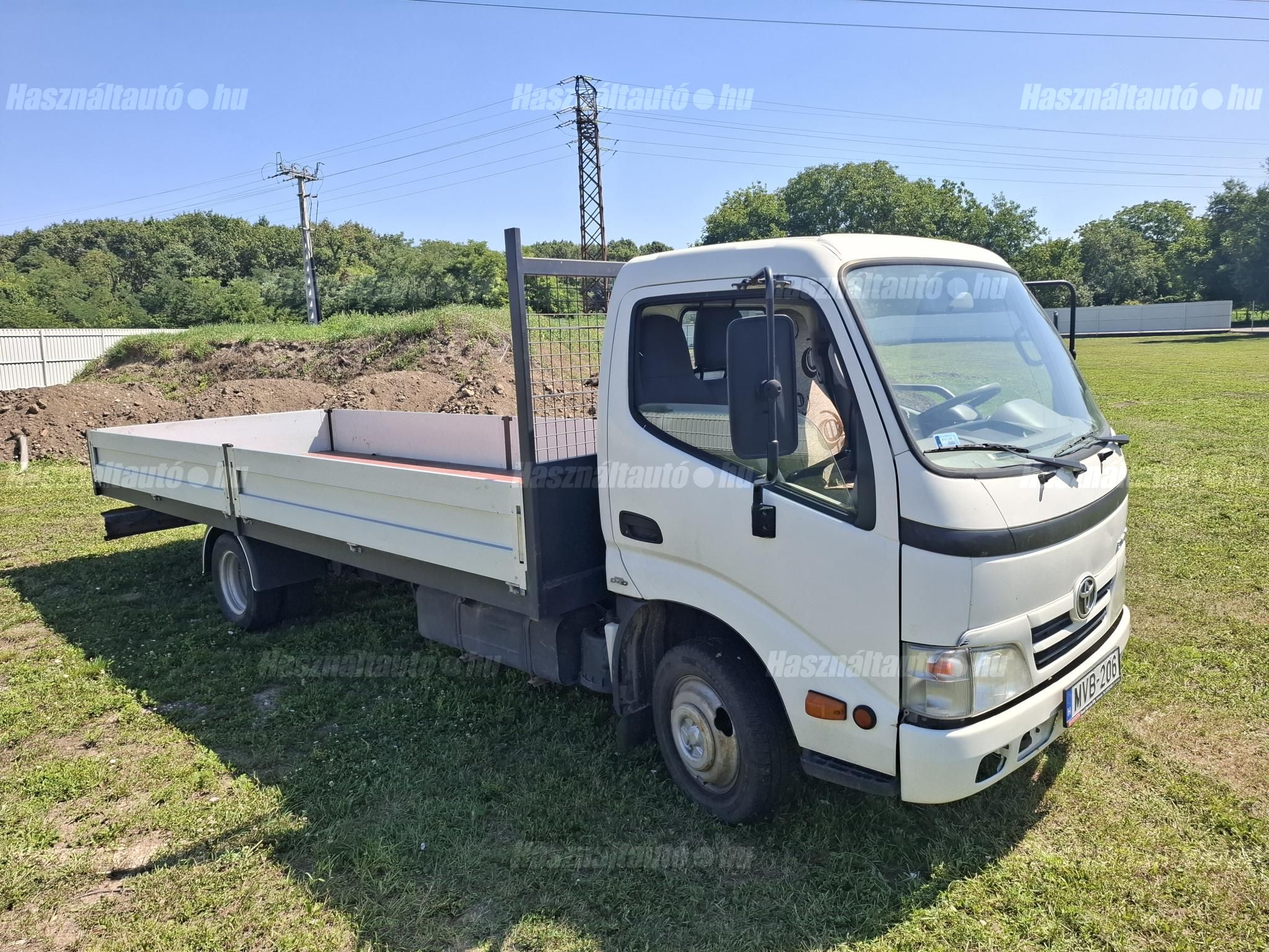 TOYOTA DYNA 3.0 D-4D 150 L4 Terra EU5