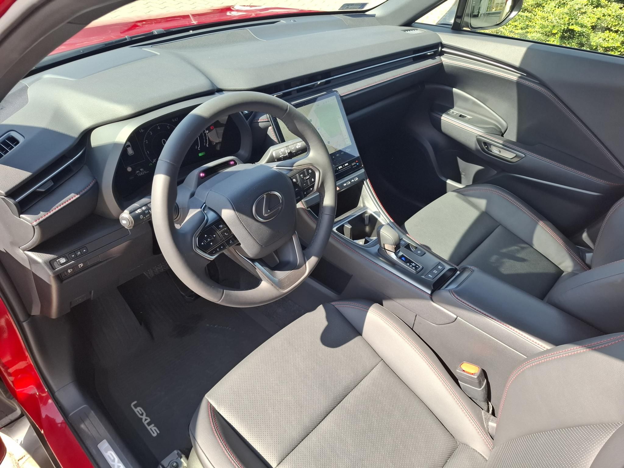 LEXUS LBX 1.5 Hybrid Emotion e-CVT