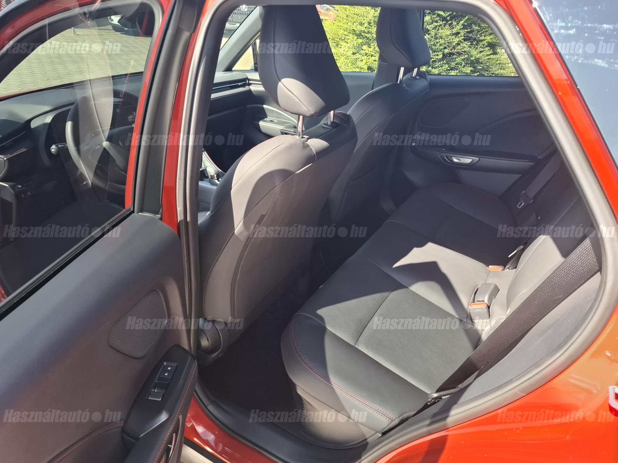 LEXUS LBX 1.5 Hybrid Emotion e-CVT