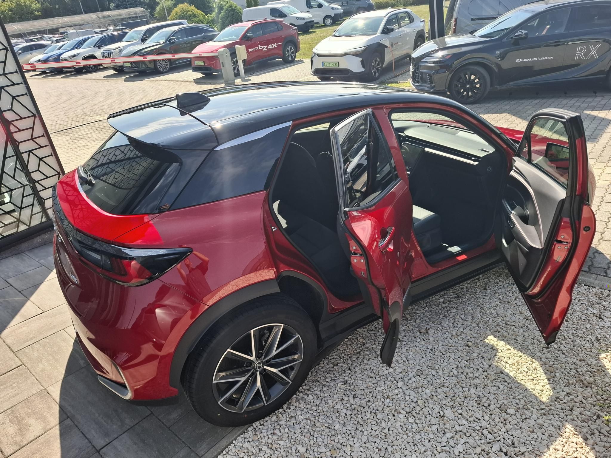 LEXUS LBX 1.5 Hybrid Emotion e-CVT