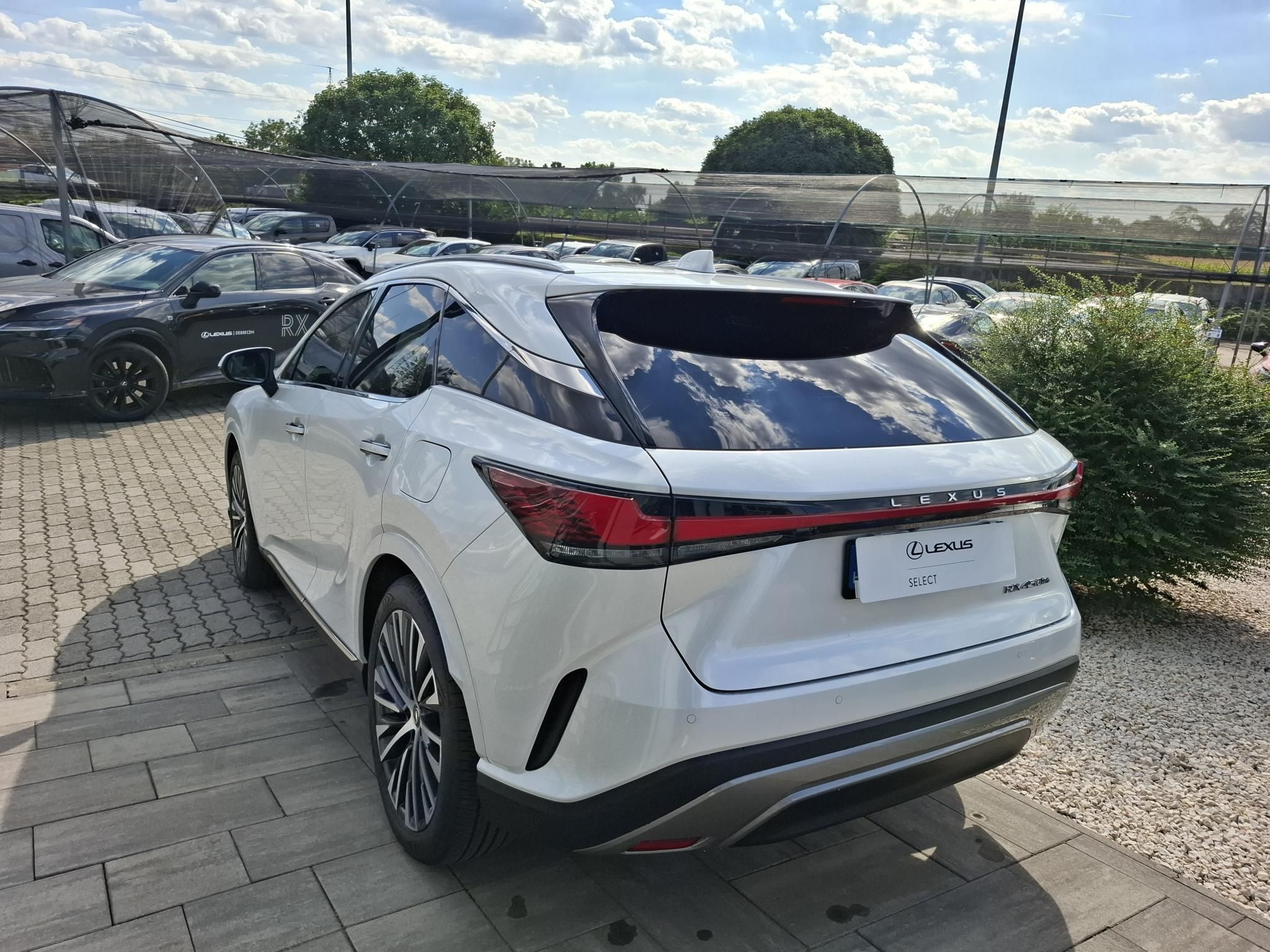 LEXUS RX 450h+ Prestige Plus e-CVT ÁFÁ-s. Nyílt végű lízing lehetséges